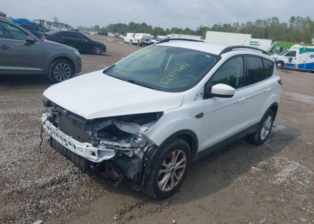 2018 FORD ESCAPE SE