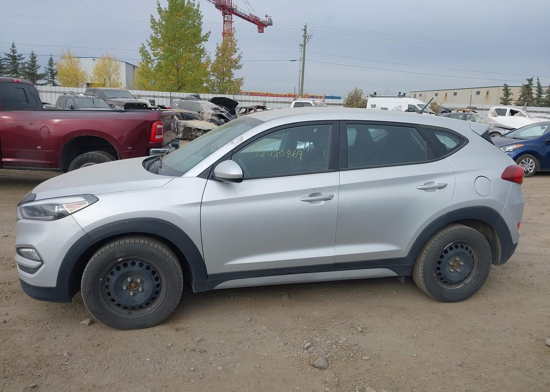 2018 HYUNDAI TUCSON BASE 2.0L