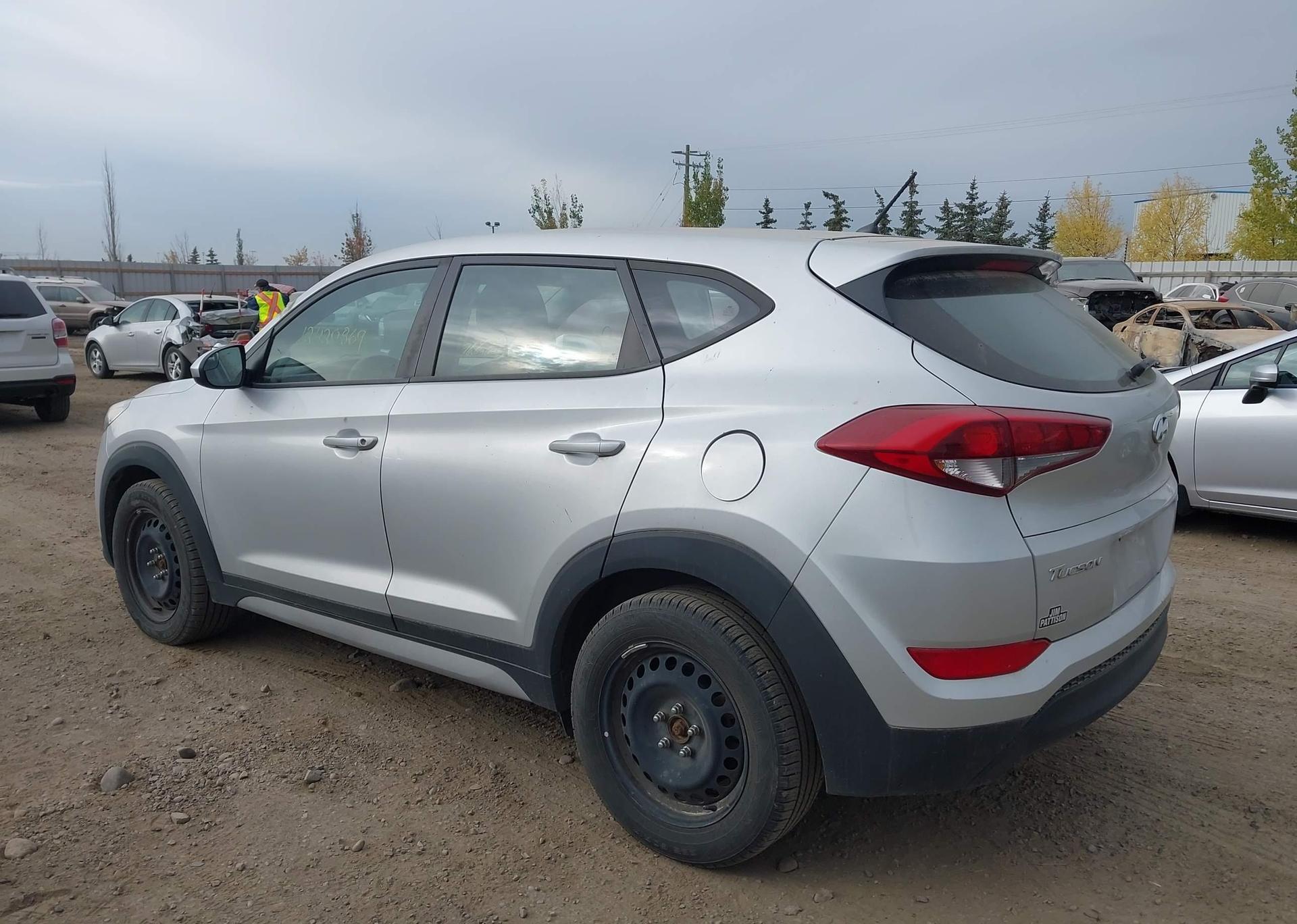 2018 HYUNDAI TUCSON BASE 2.0L