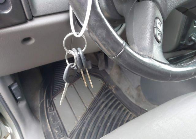 2004 GMC ENVOY XUV SLE