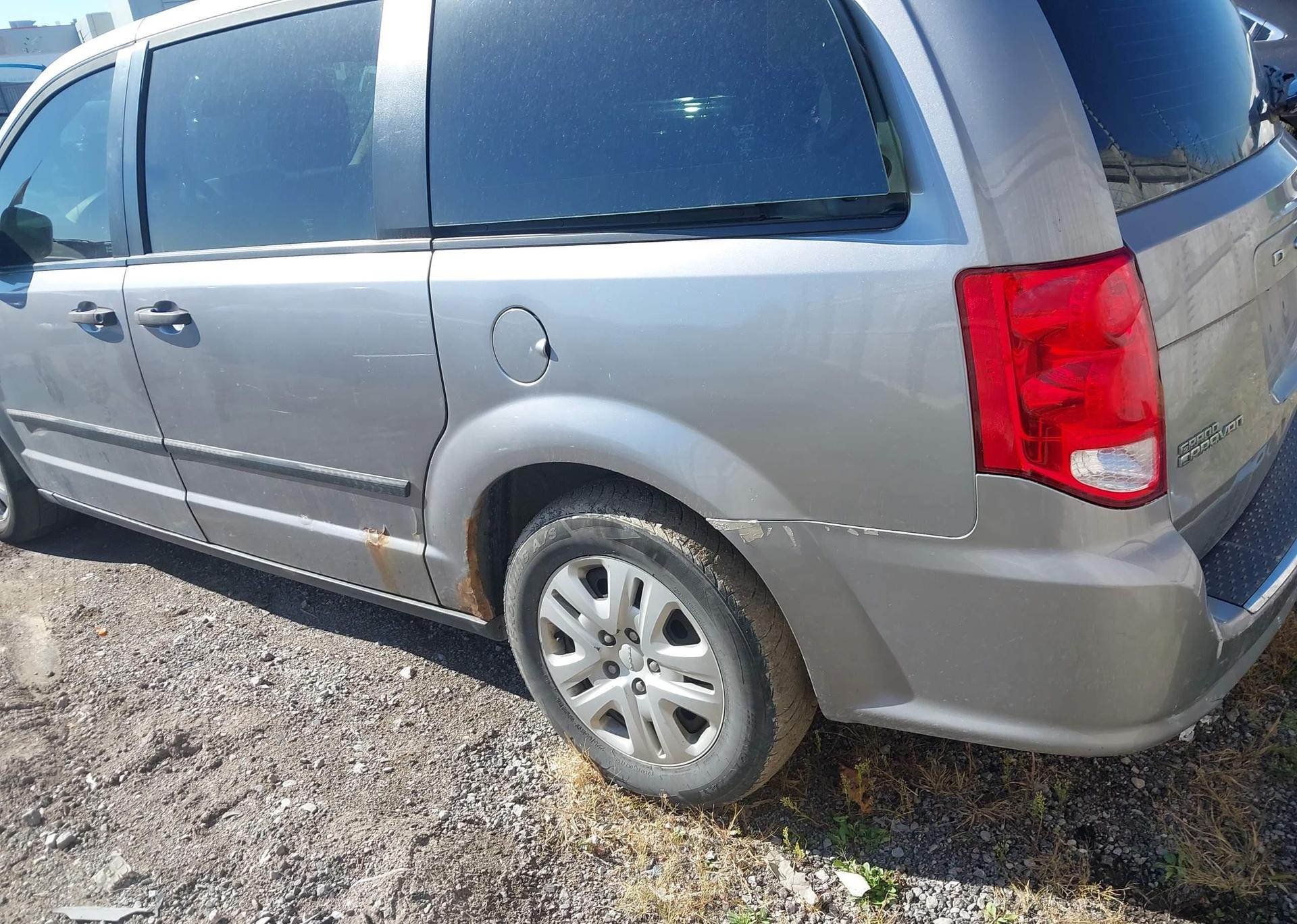 2014 DODGE GRAND CARAVAN SE