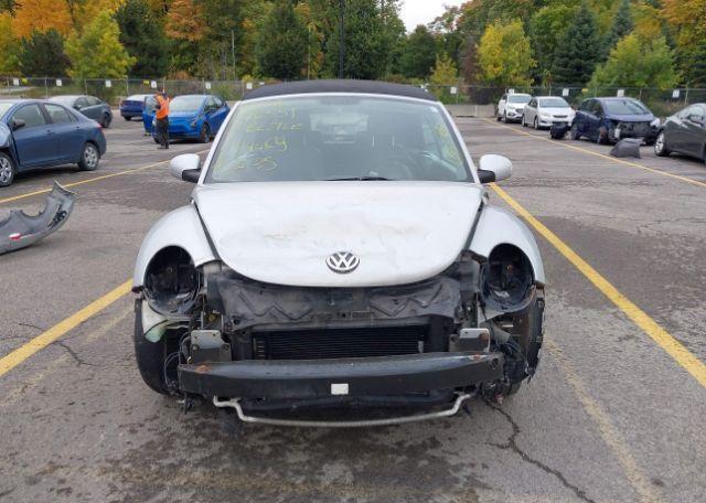 2008 VOLKSWAGEN NEW BEETLE 2.5L TRENDLINE