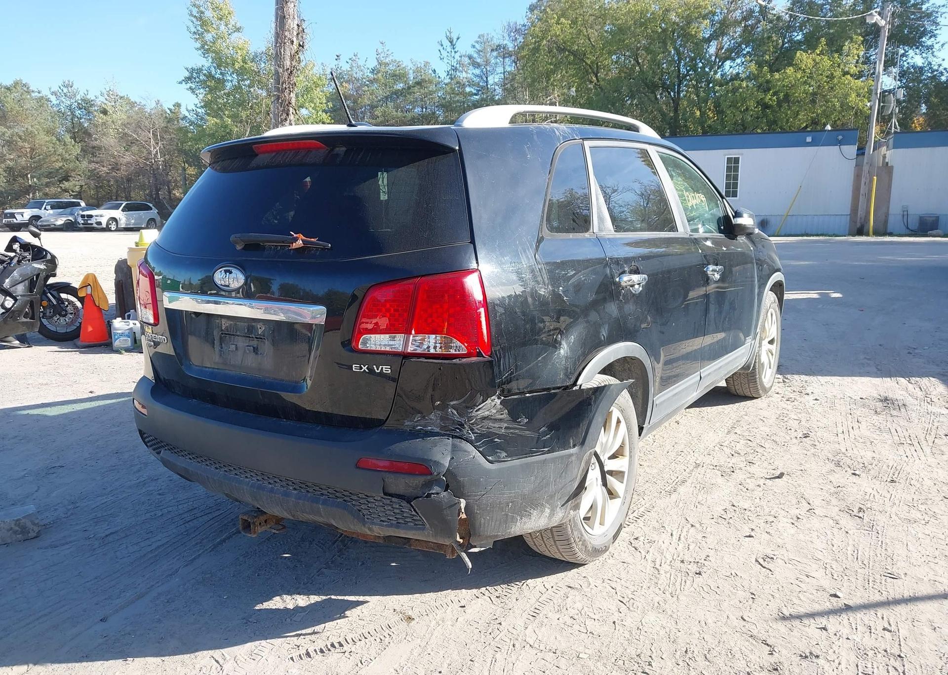 2011 KIA SORENTO