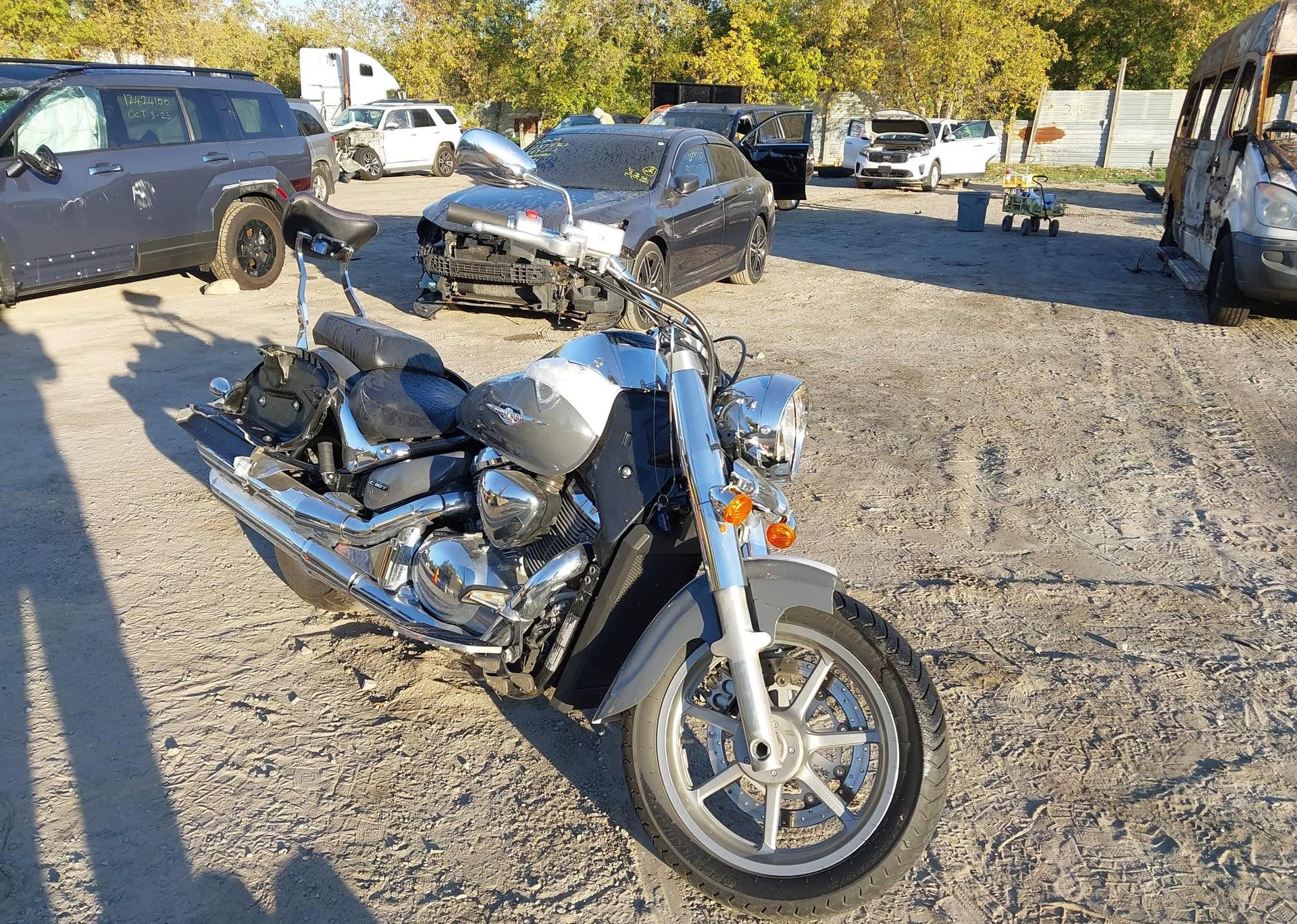 2013 SUZUKI VL1500