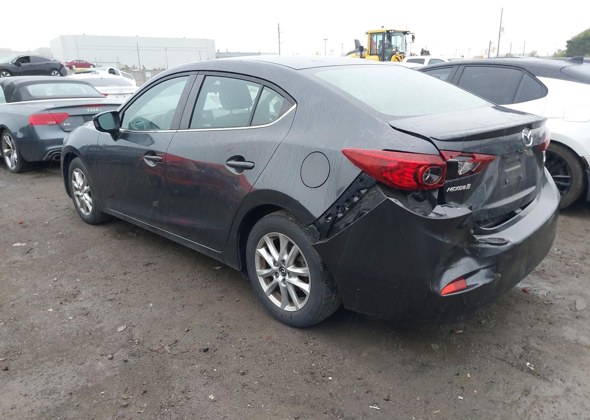 2015 MAZDA MAZDA3 GS