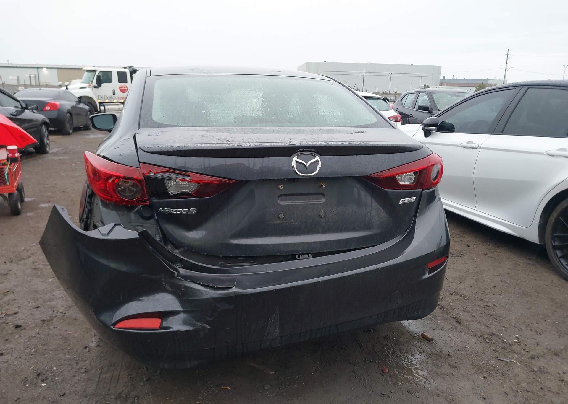 2015 MAZDA MAZDA3 GS