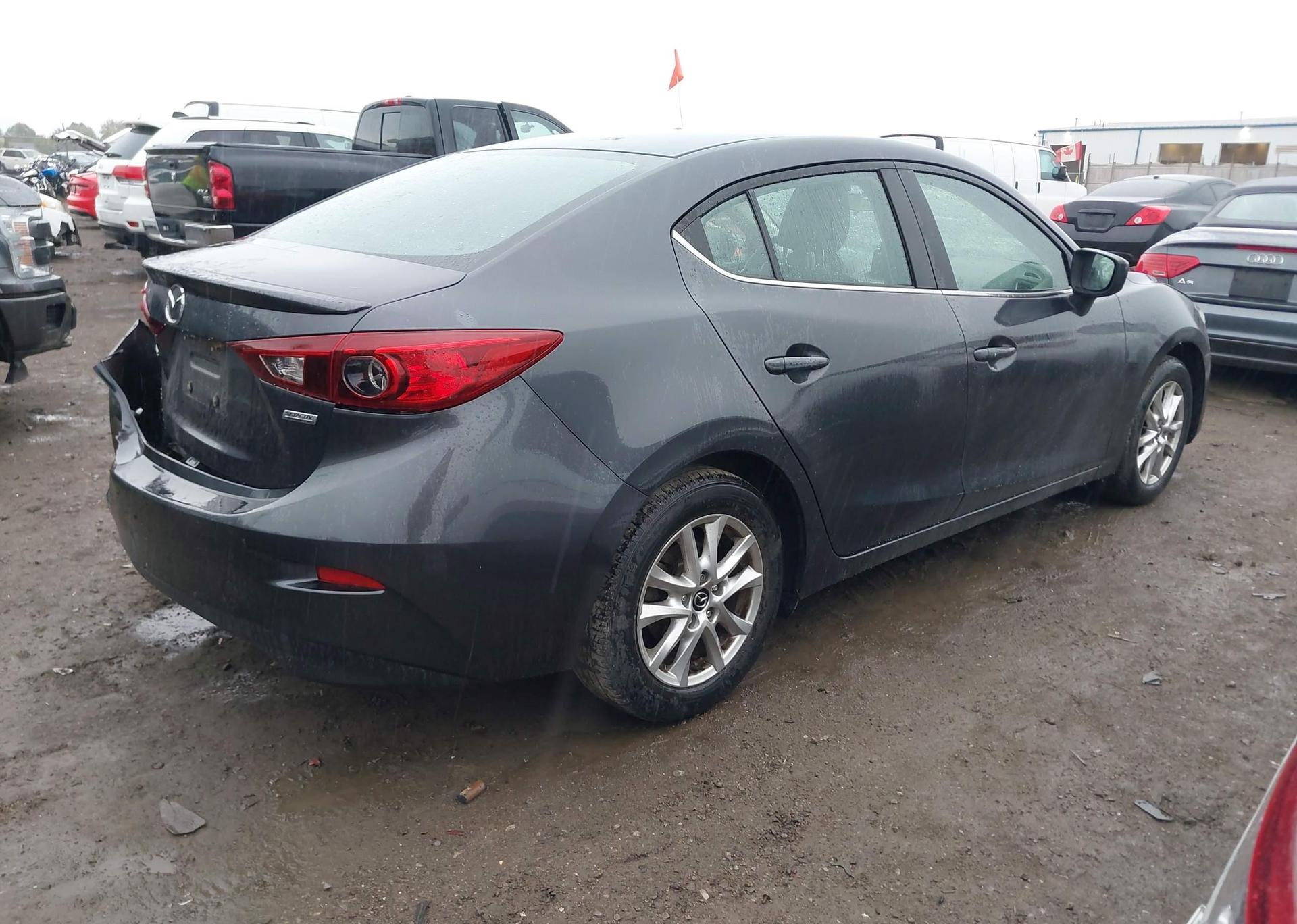 2015 MAZDA MAZDA3 GS