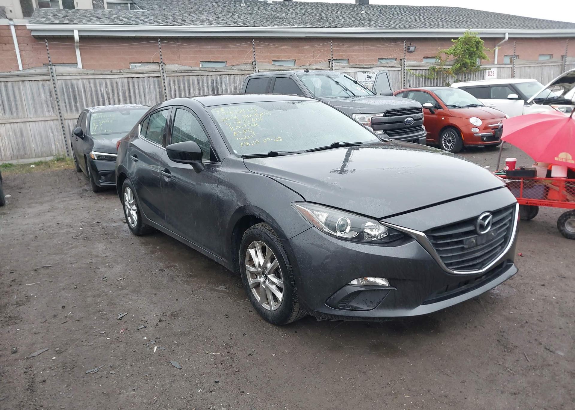 2015 MAZDA MAZDA3 GS