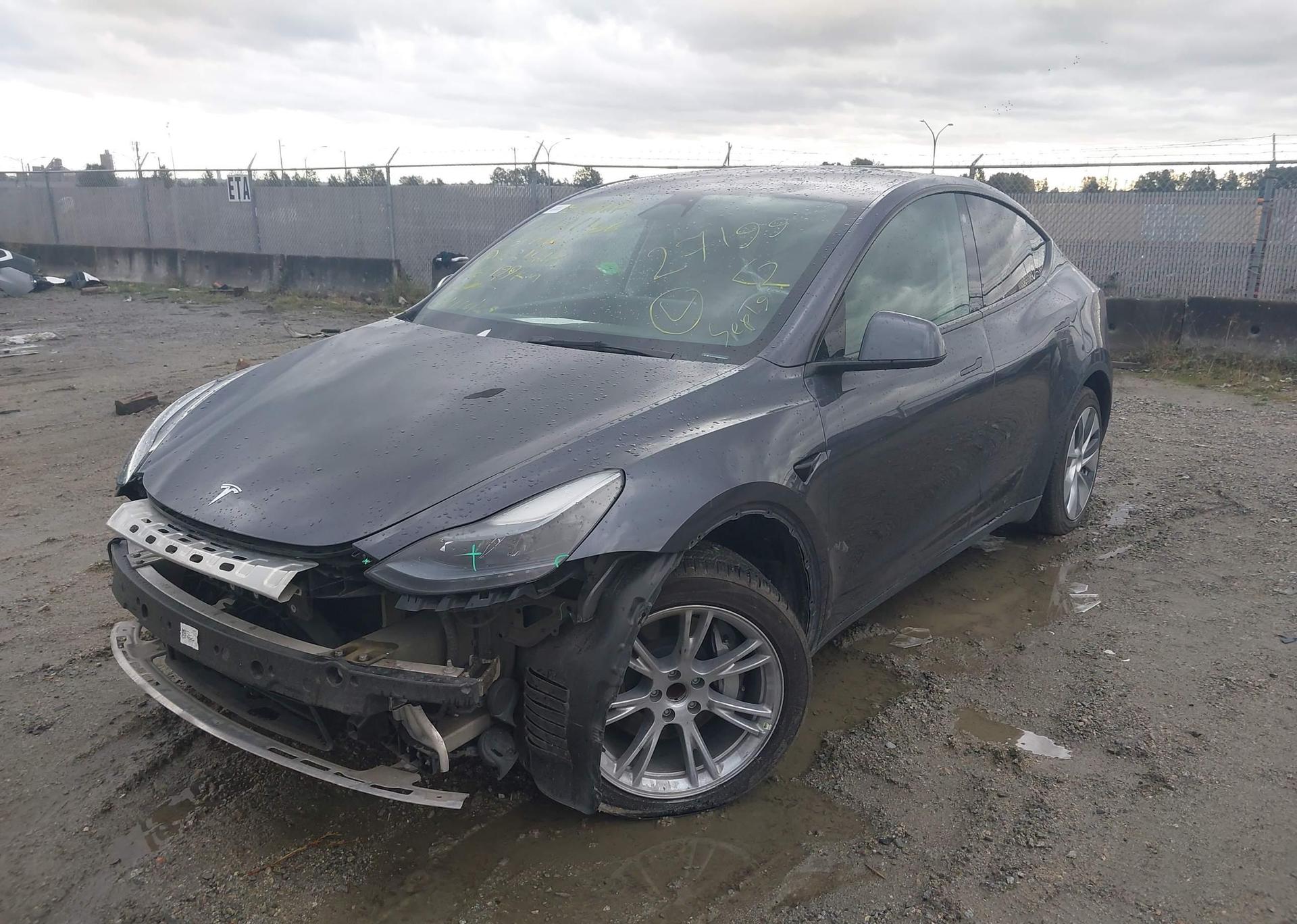 2023 TESLA MODEL Y
