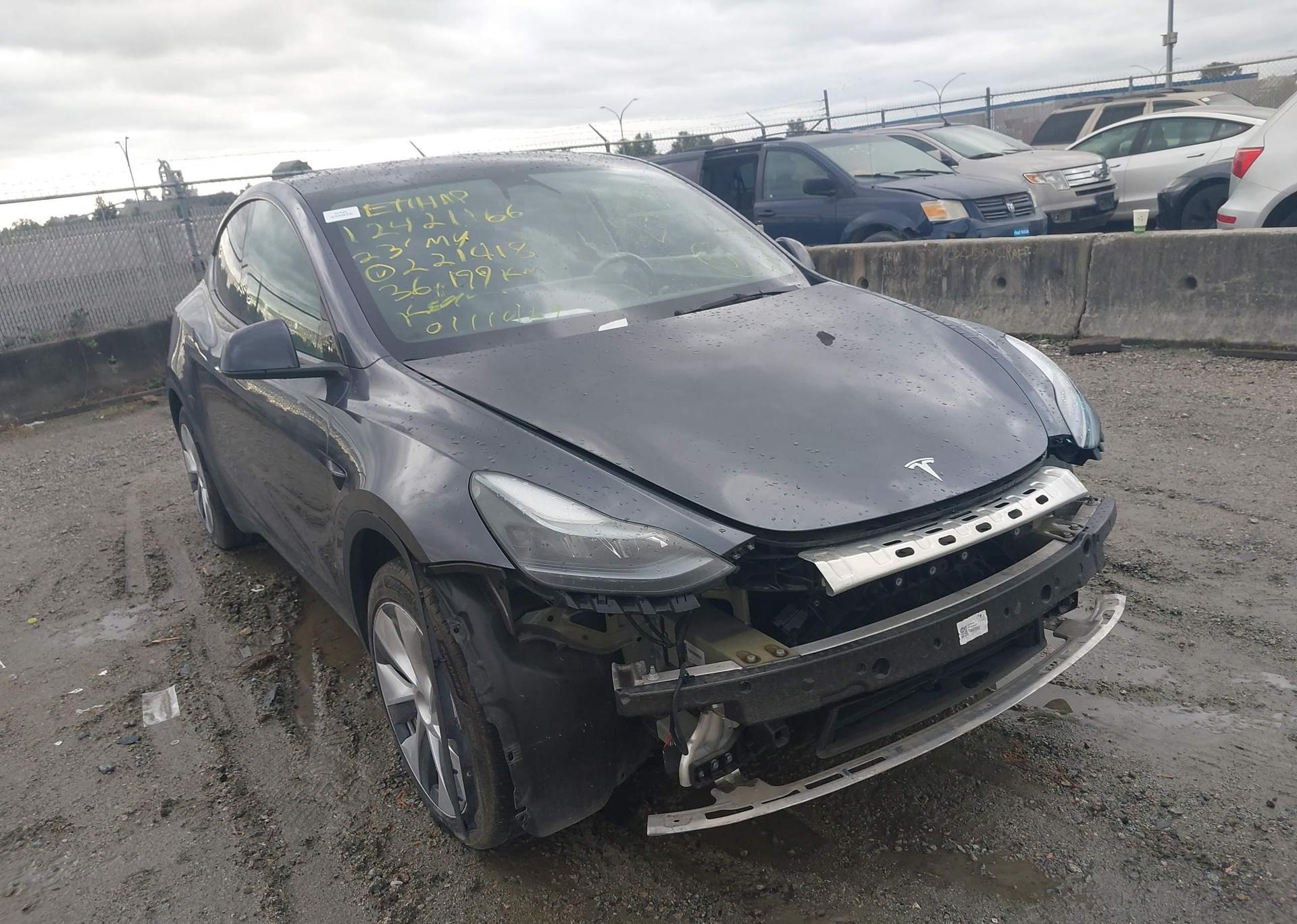 2023 TESLA MODEL Y
