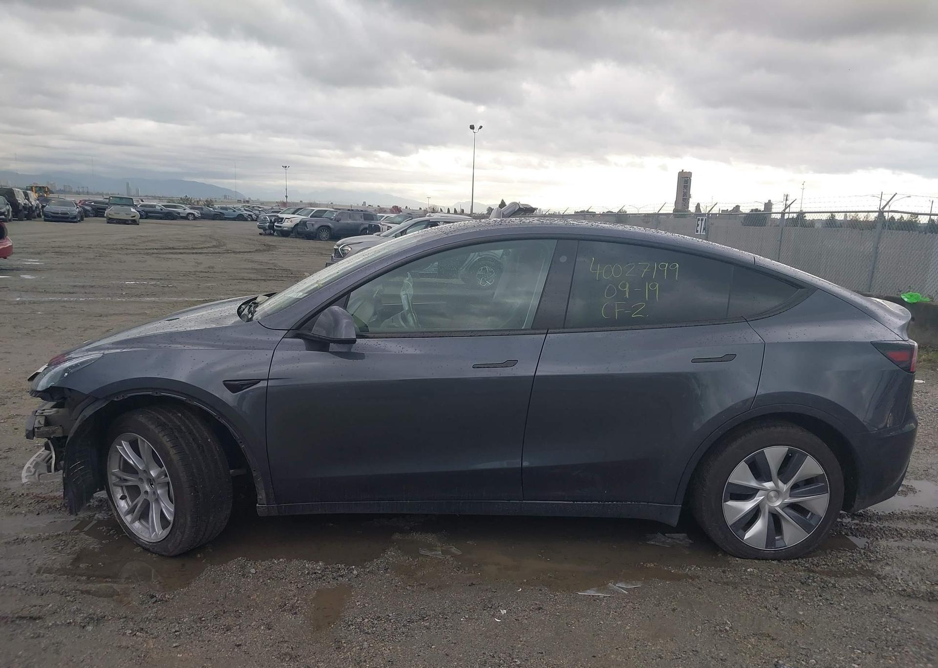 2023 TESLA MODEL Y