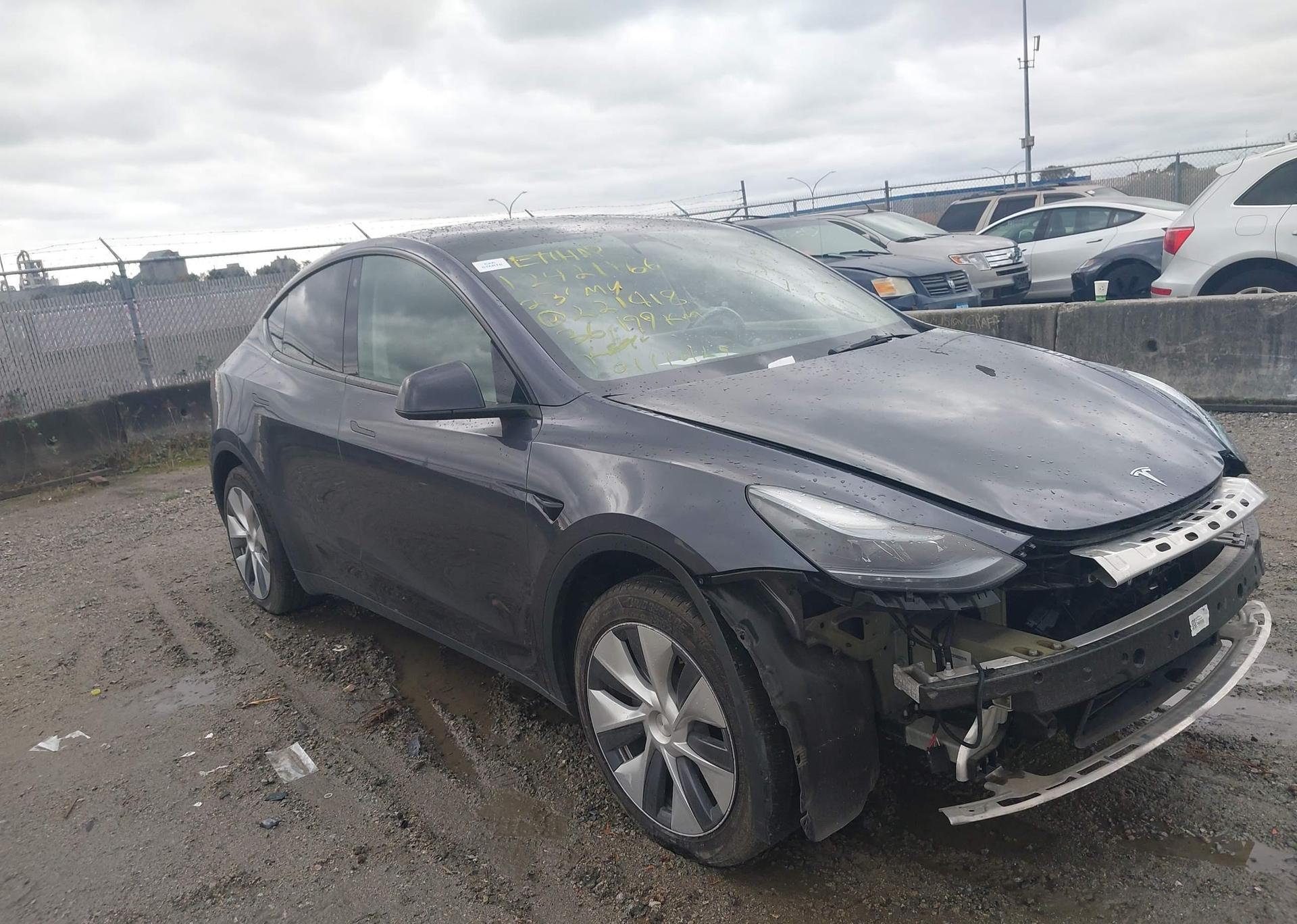 2023 TESLA MODEL Y