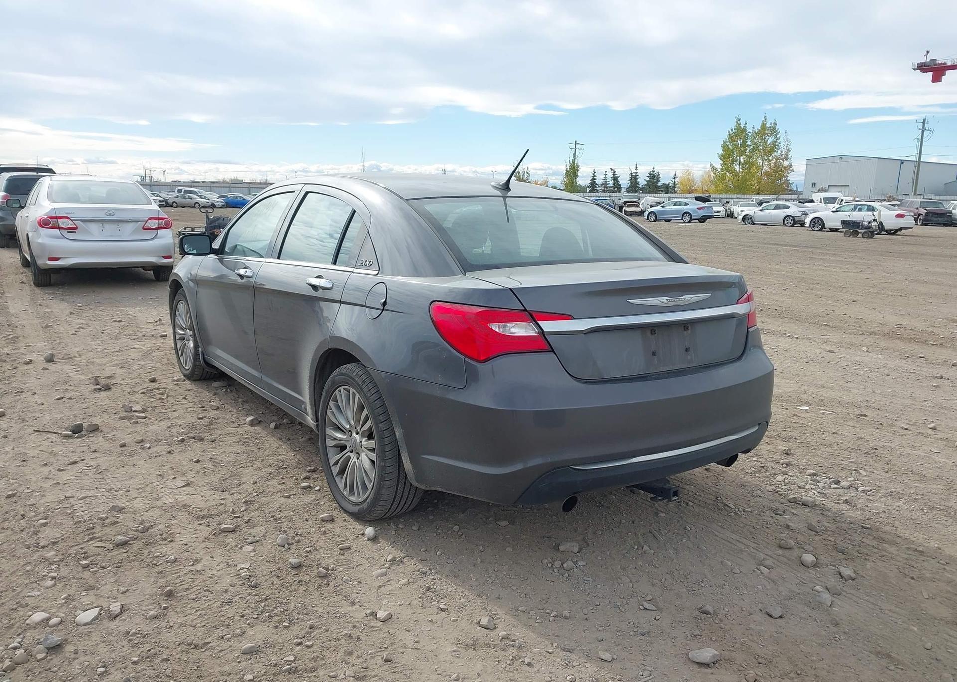 2014 CHRYSLER 200 LIMITED