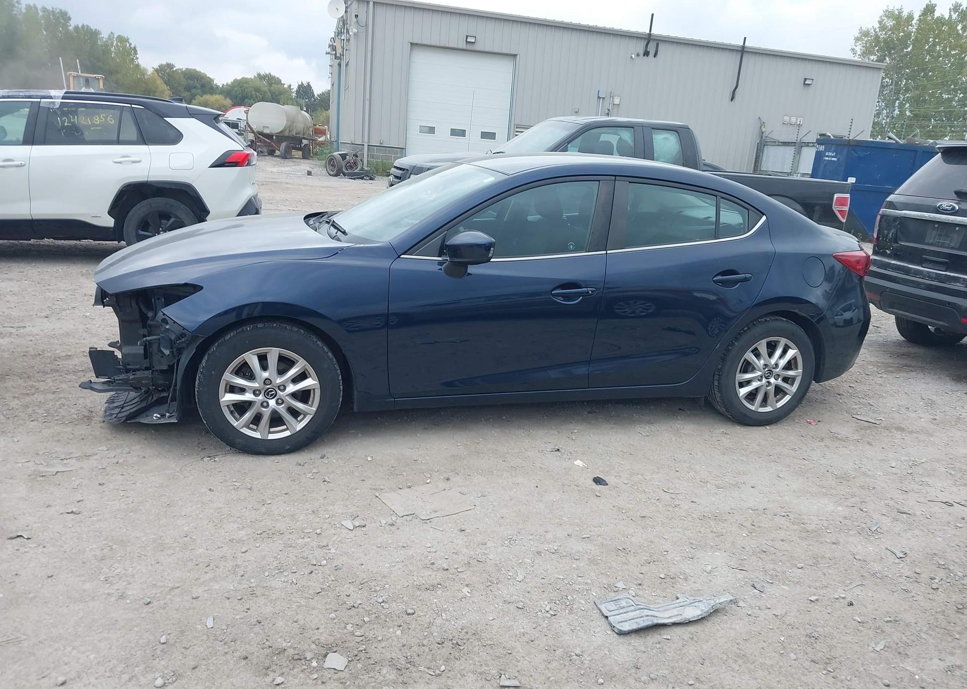2015 MAZDA MAZDA3 GS