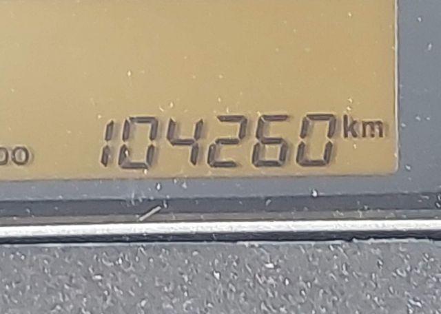 2009 KIA RONDO LX