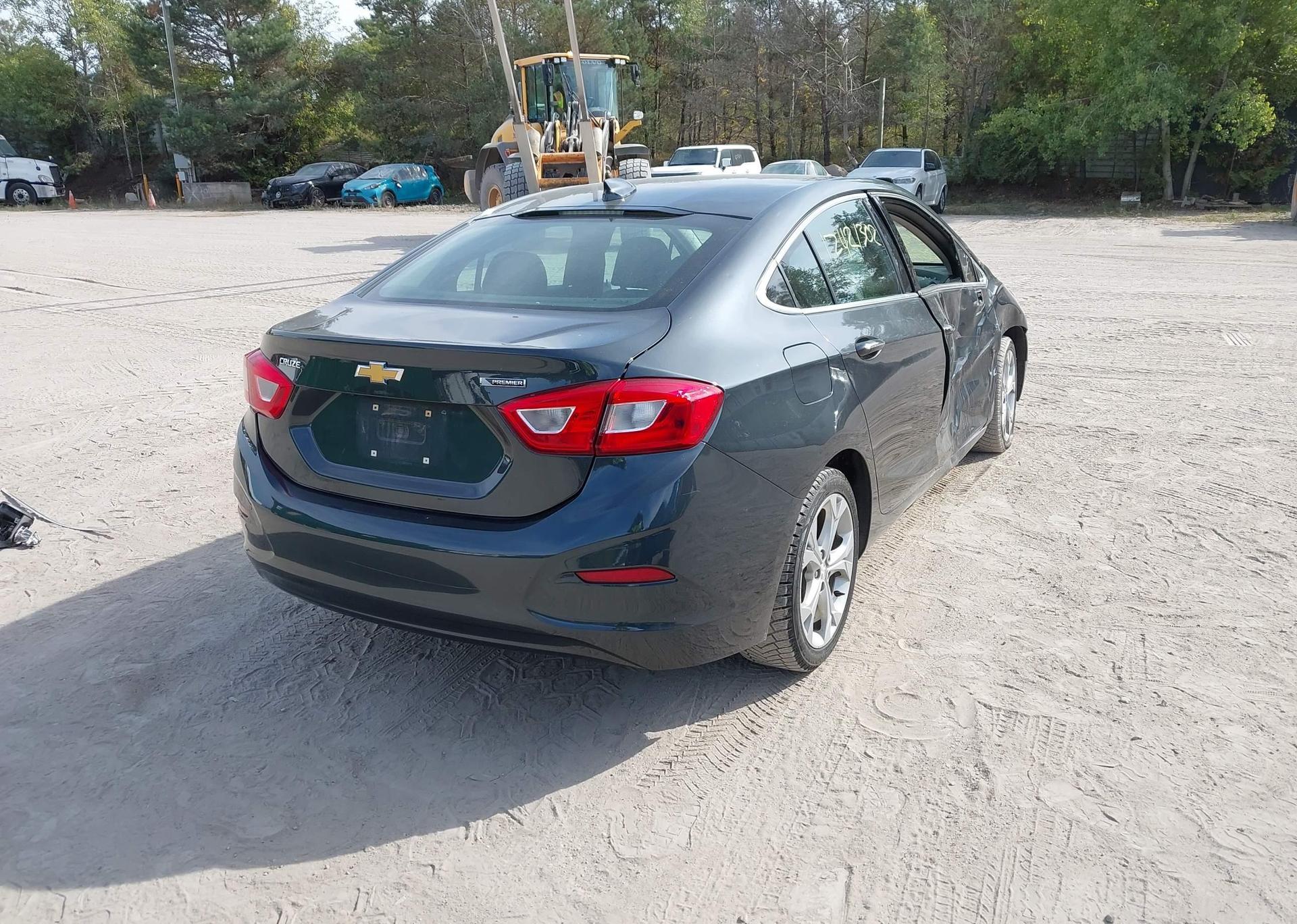 2018 CHEVROLET CRUZE