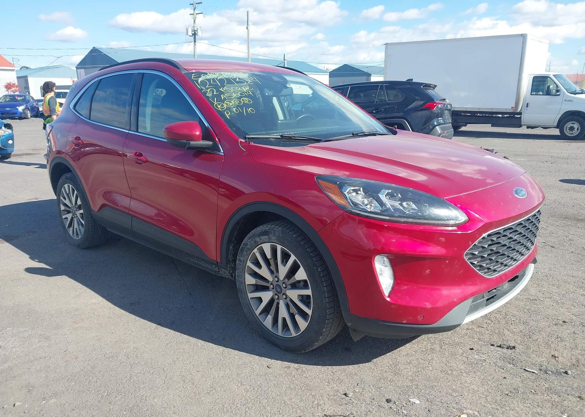 2022 FORD ESCAPE TITANIUM