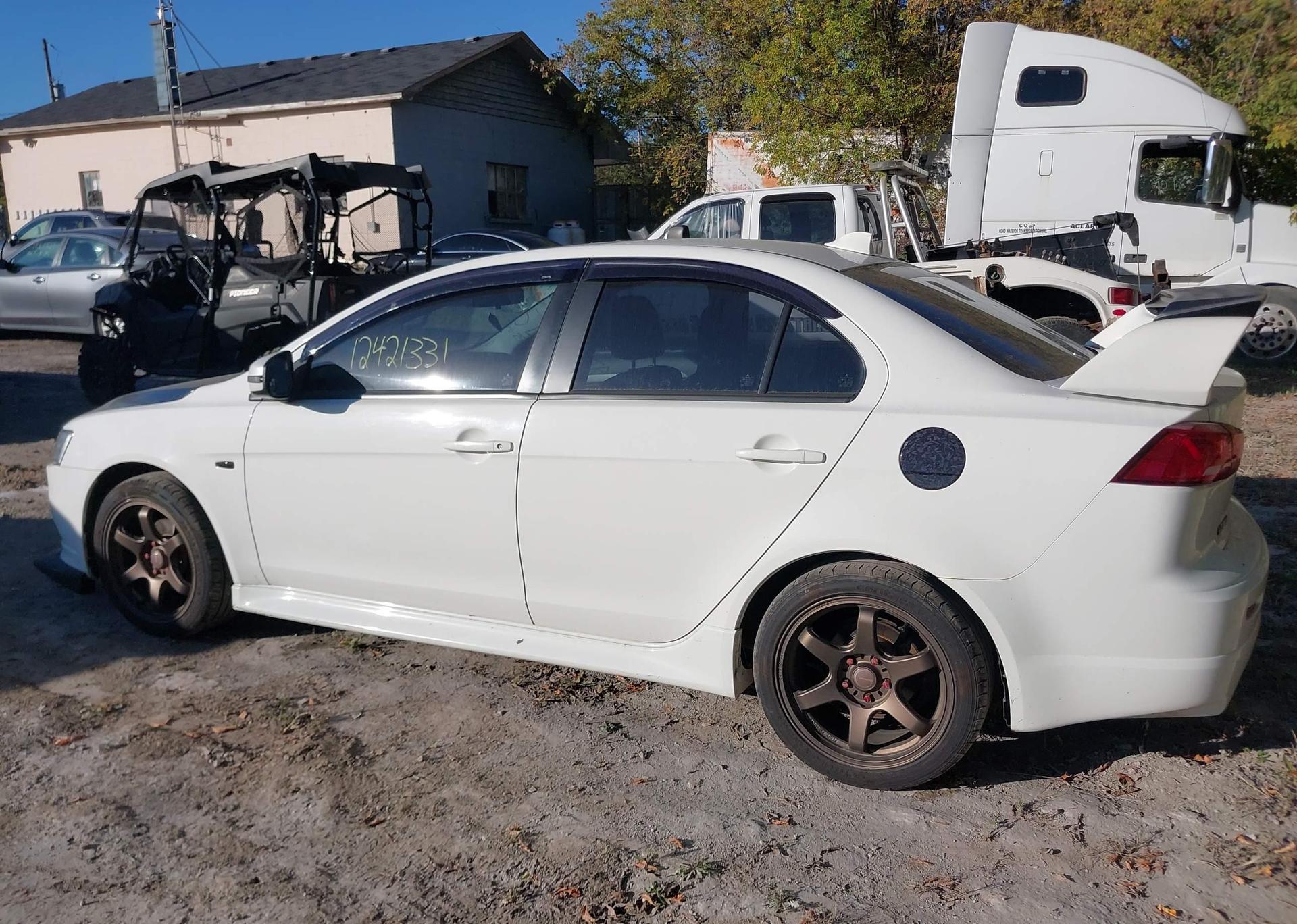 2015 MITSUBISHI LANCER ES
