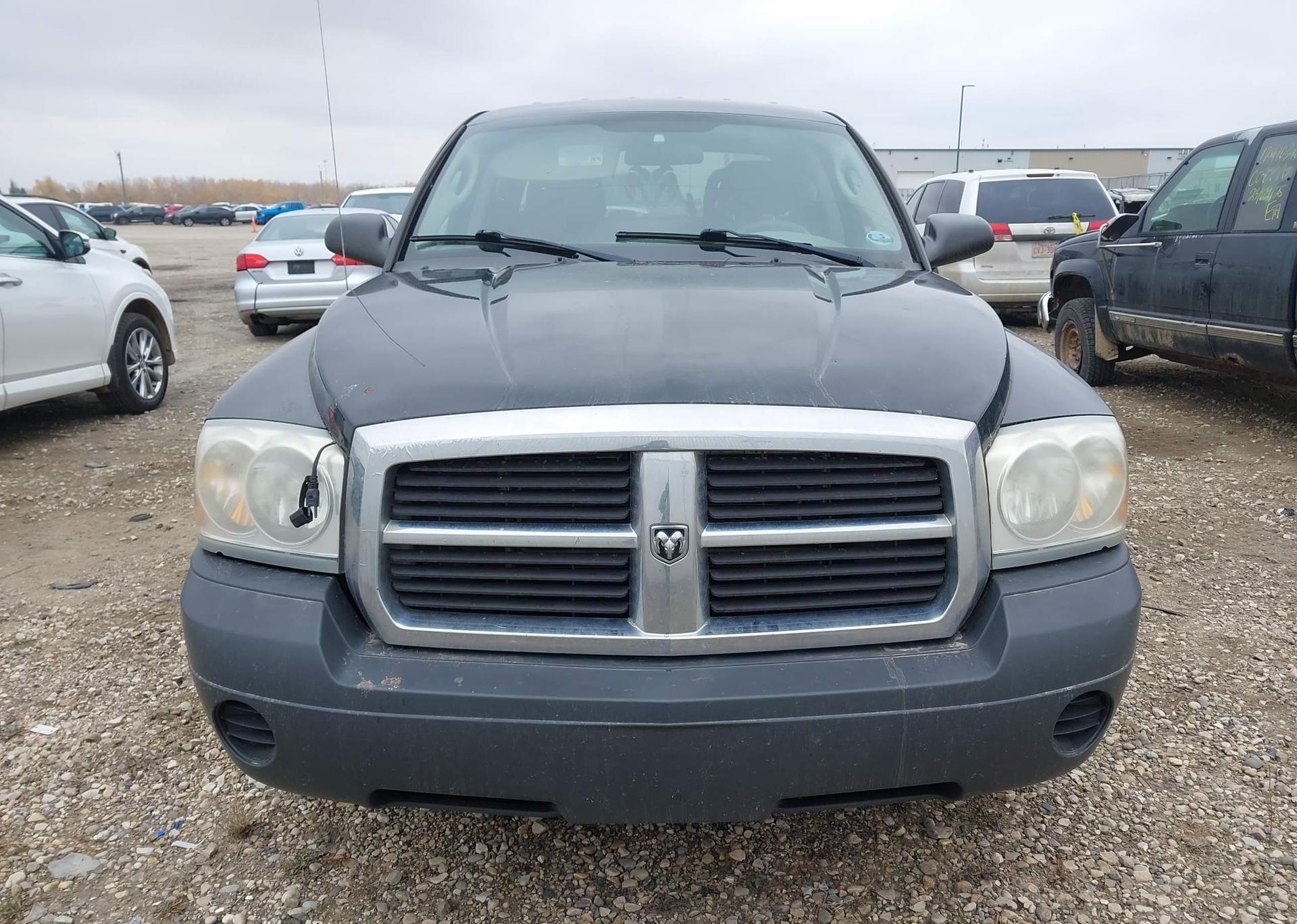 2006 DODGE DAKOTA QUAD