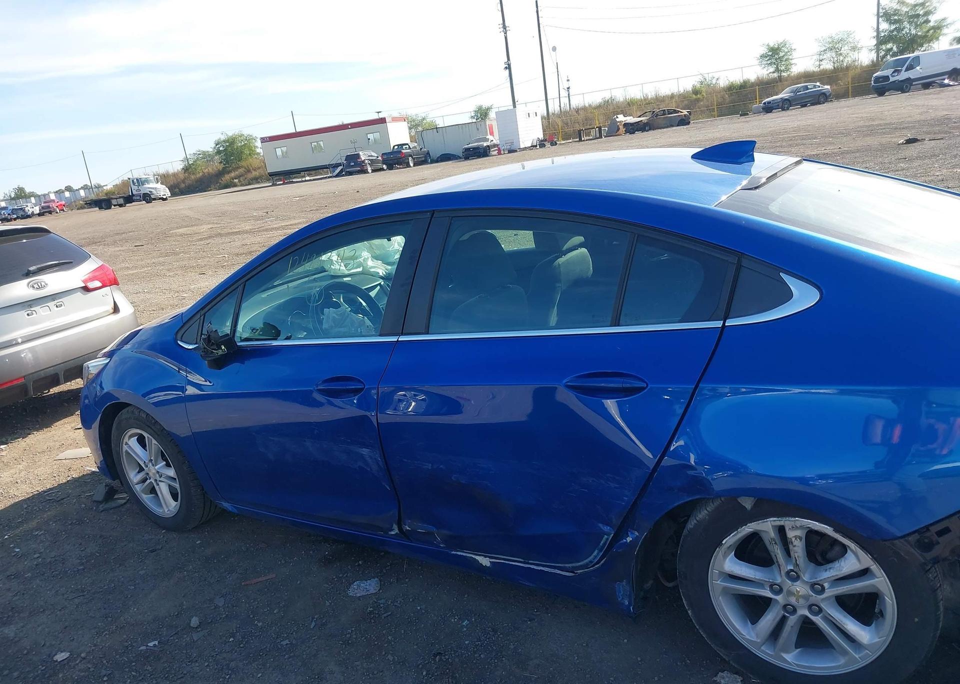 2018 CHEVROLET CRUZE