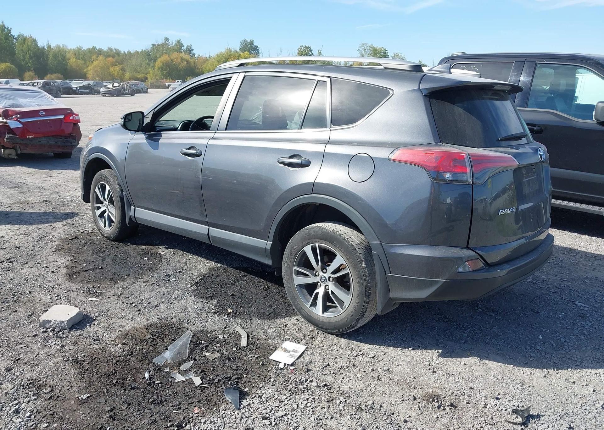2018 TOYOTA RAV4 LE