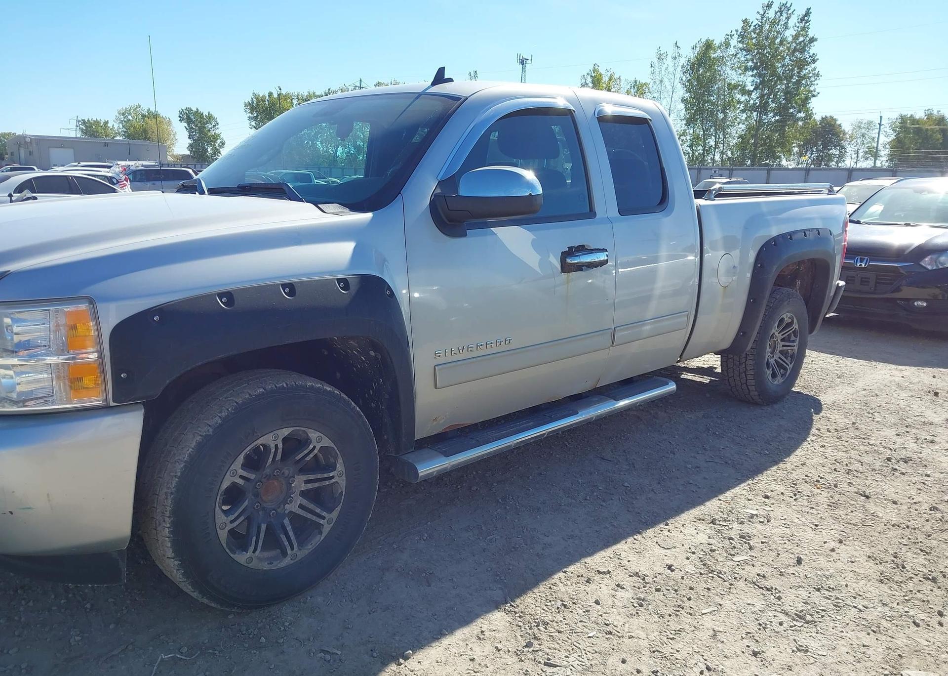 2011 CHEVROLET SILVERADO 1500