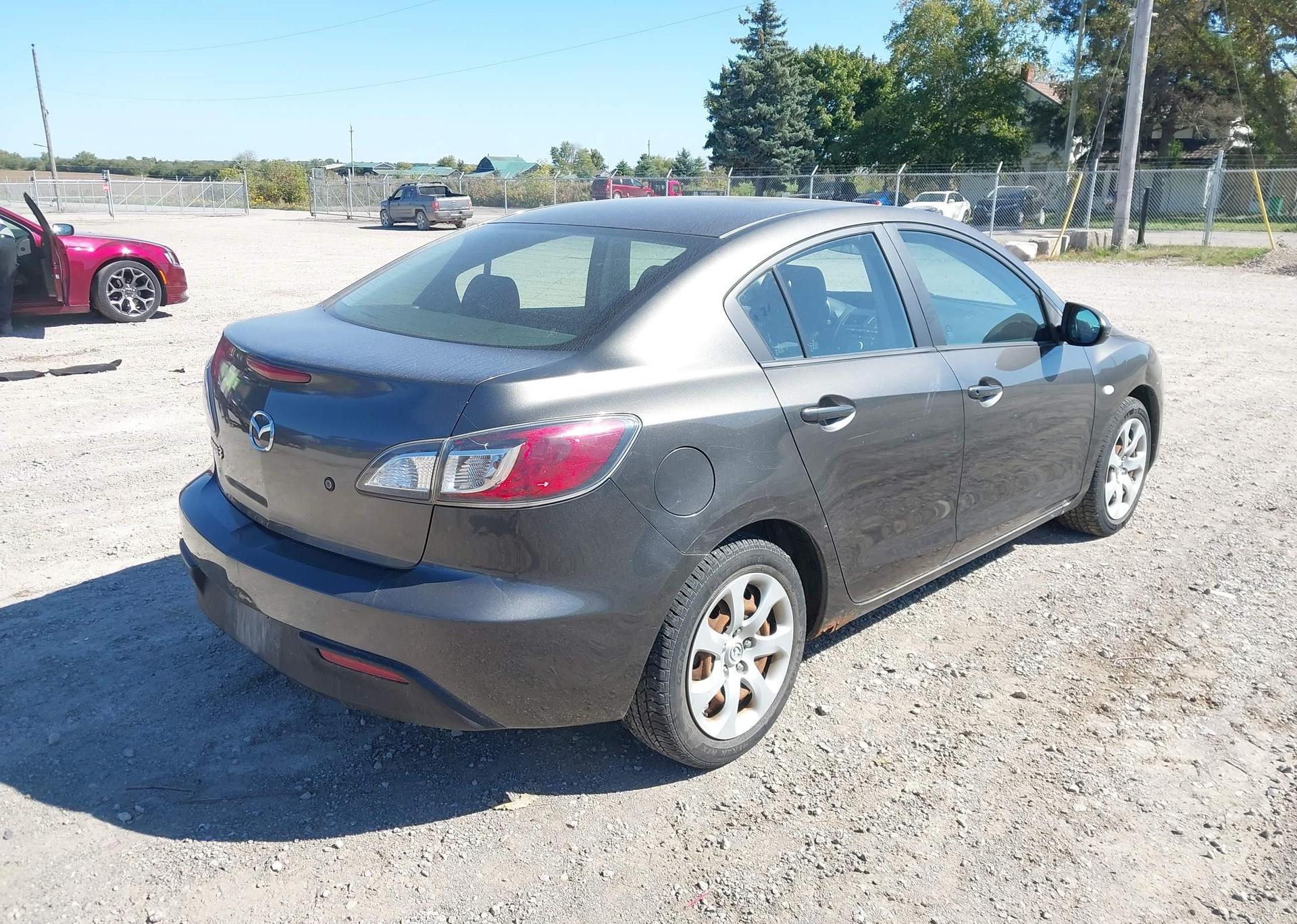 2010 MAZDA MAZDA3