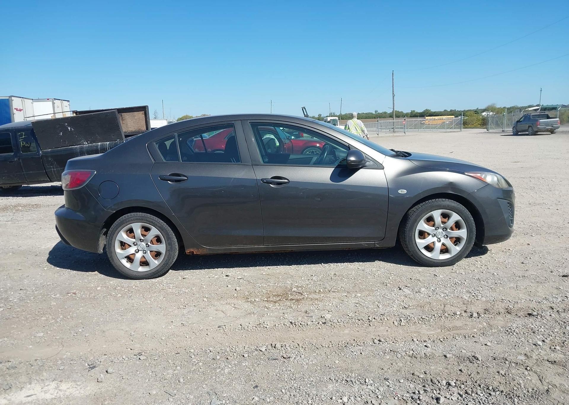 2010 MAZDA MAZDA3