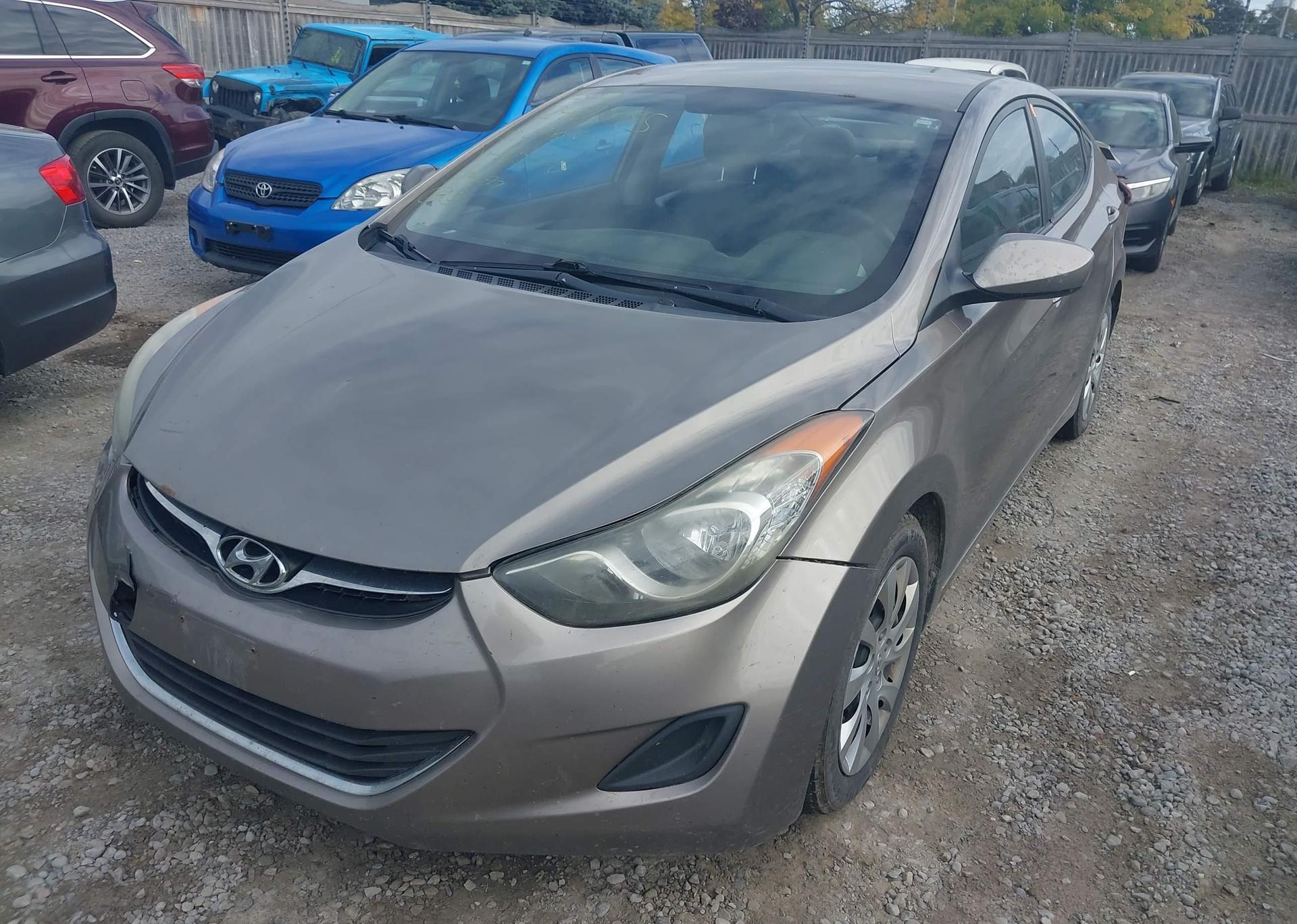 2012 HYUNDAI ELANTRA GL