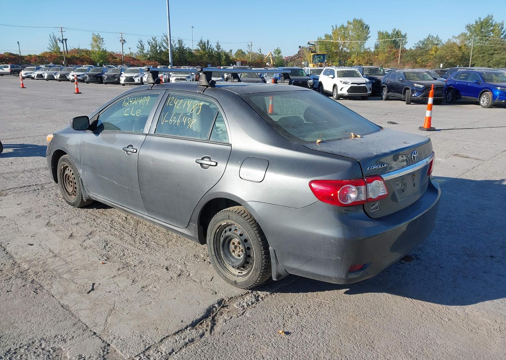 2011 TOYOTA COROLLA