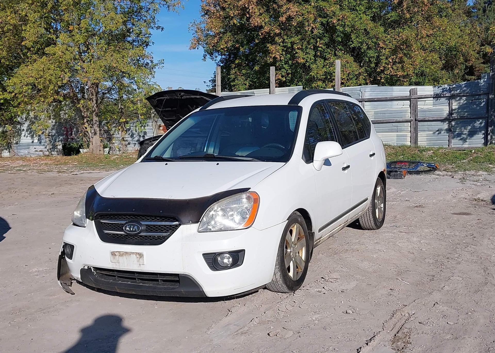 2008 KIA RONDO LX