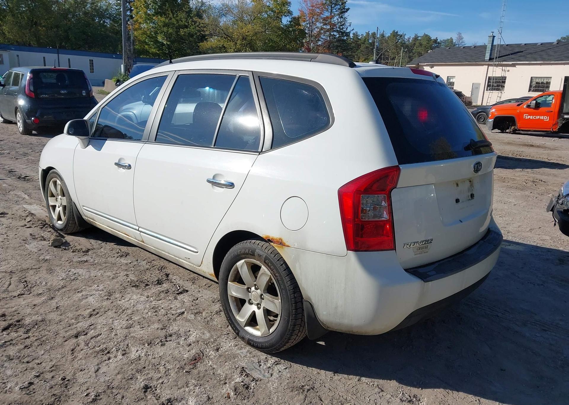 2008 KIA RONDO LX