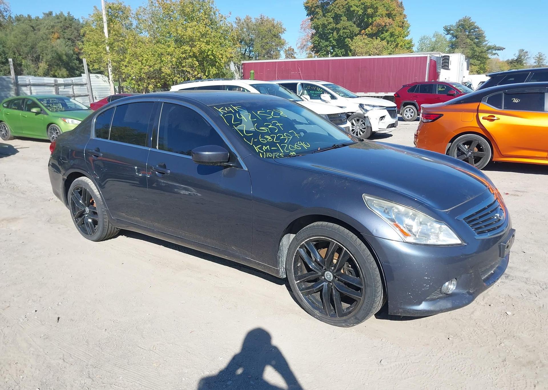 2012 INFINITI G37