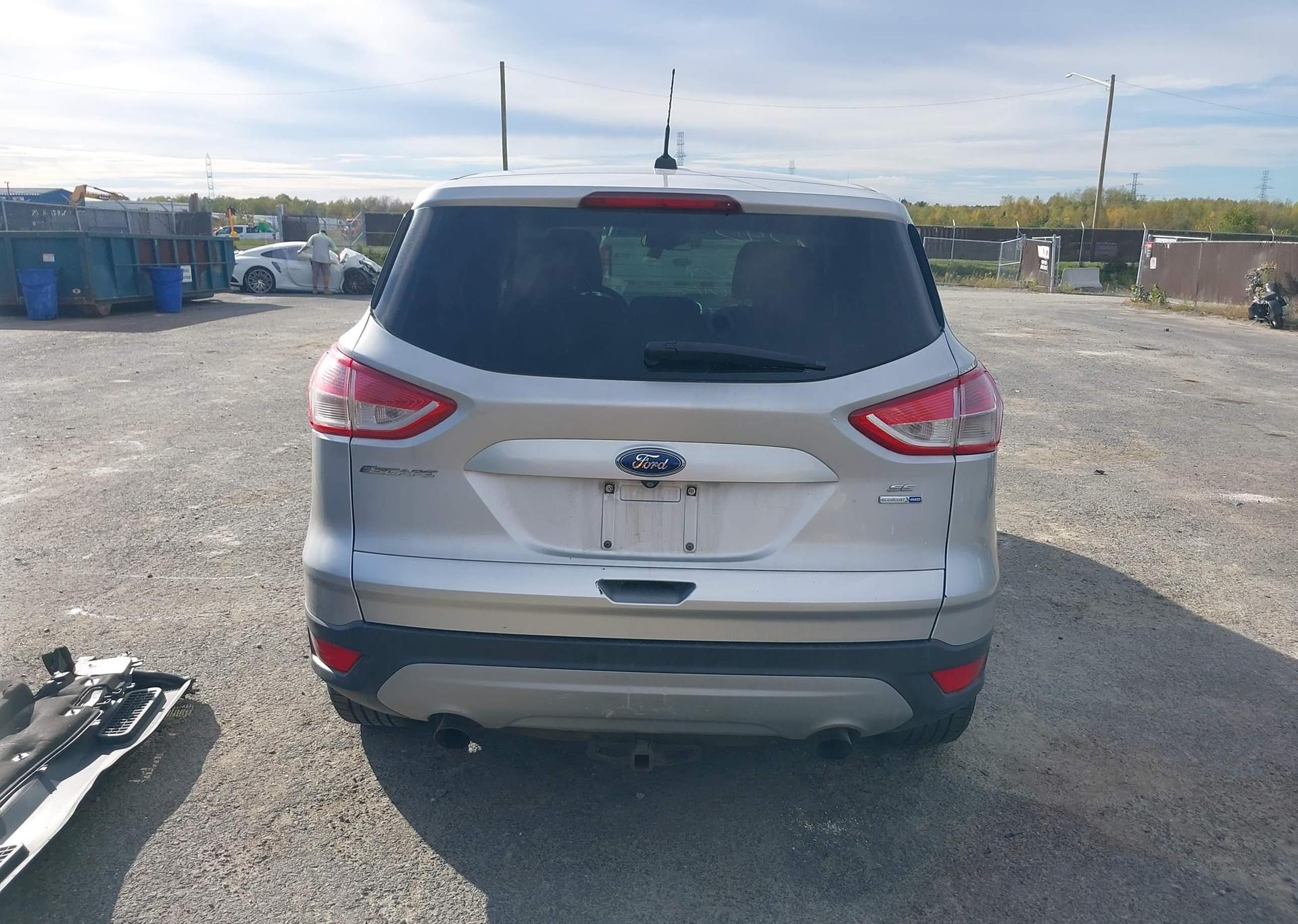 2014 FORD ESCAPE SE