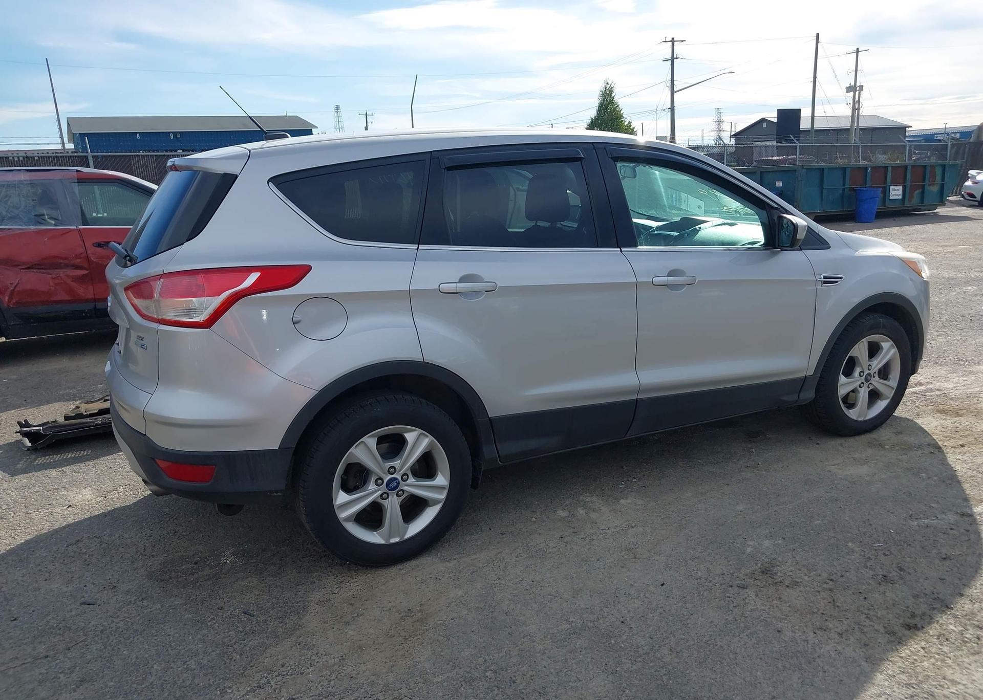 2014 FORD ESCAPE SE