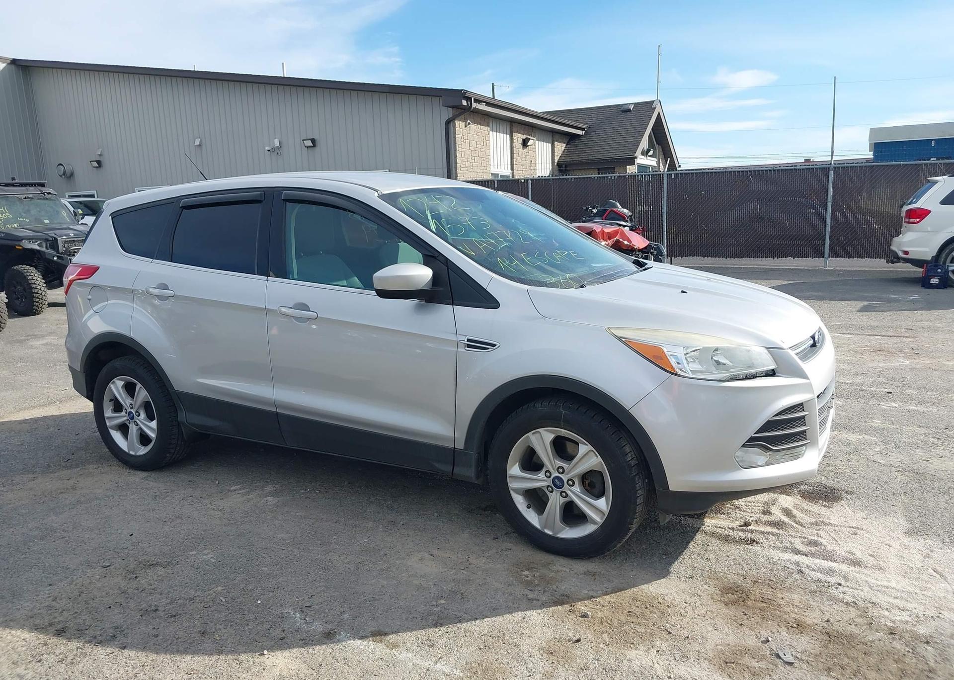 2014 FORD ESCAPE SE