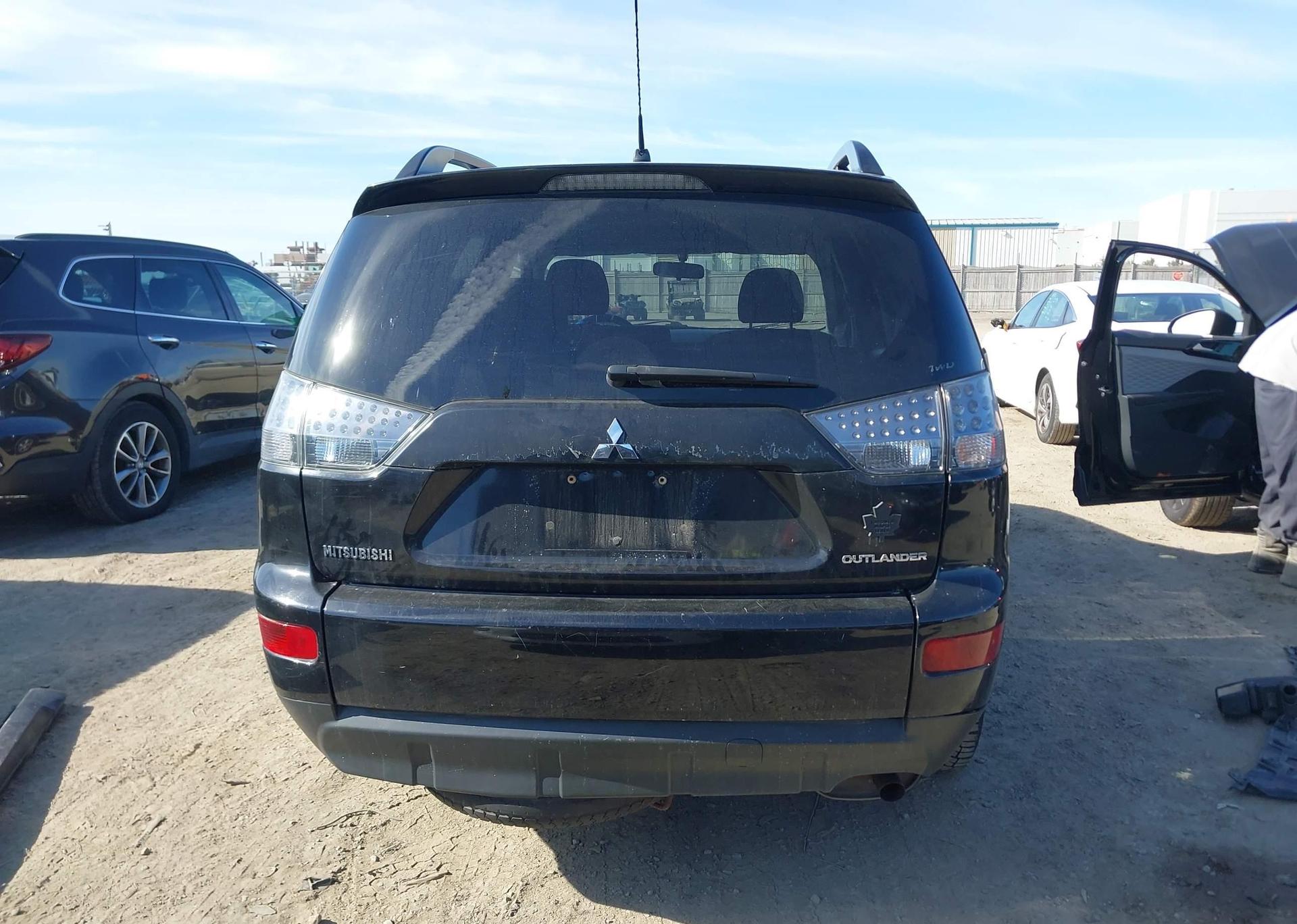 2009 MITSUBISHI OUTLANDER ES