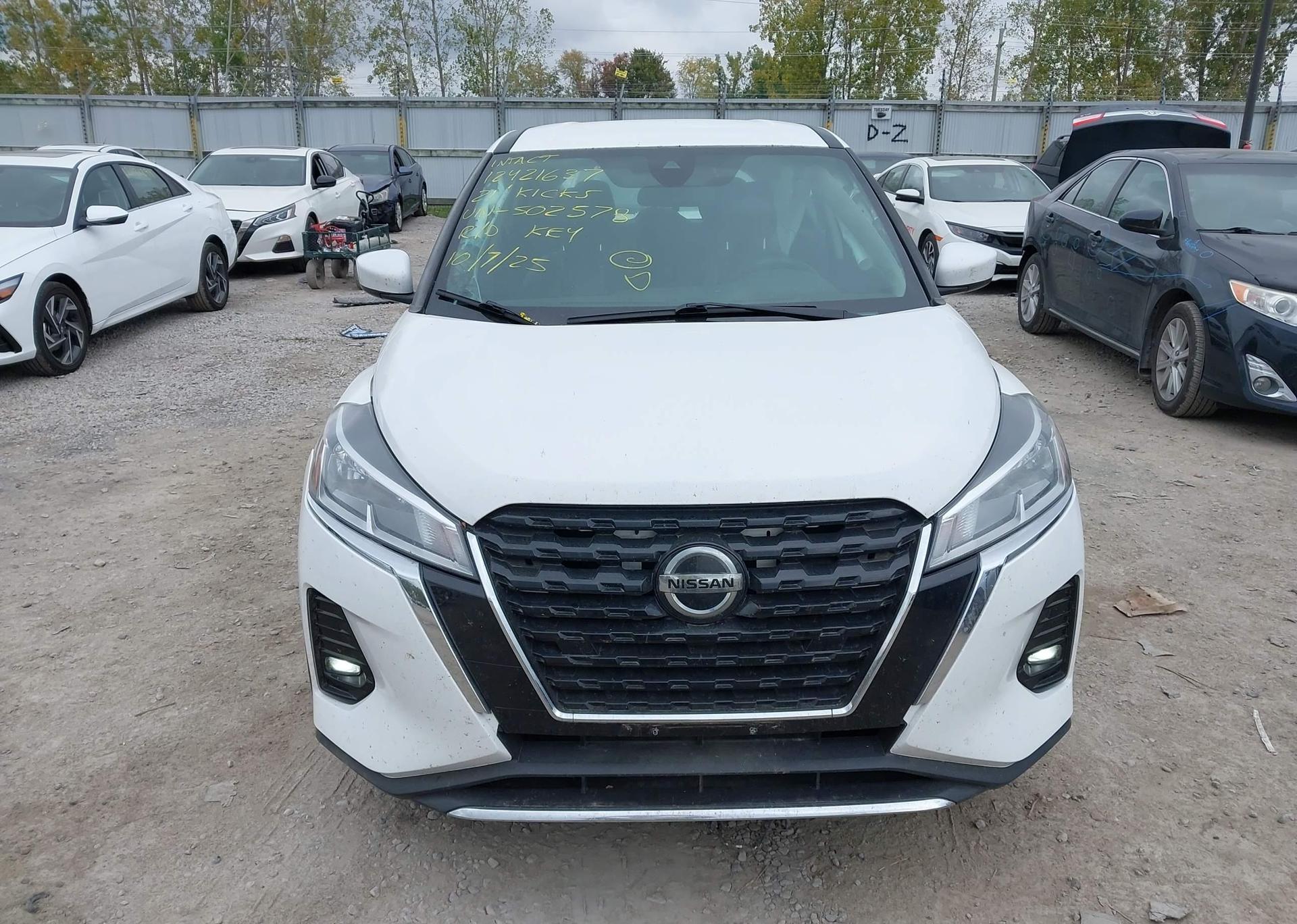 2021 NISSAN KICKS