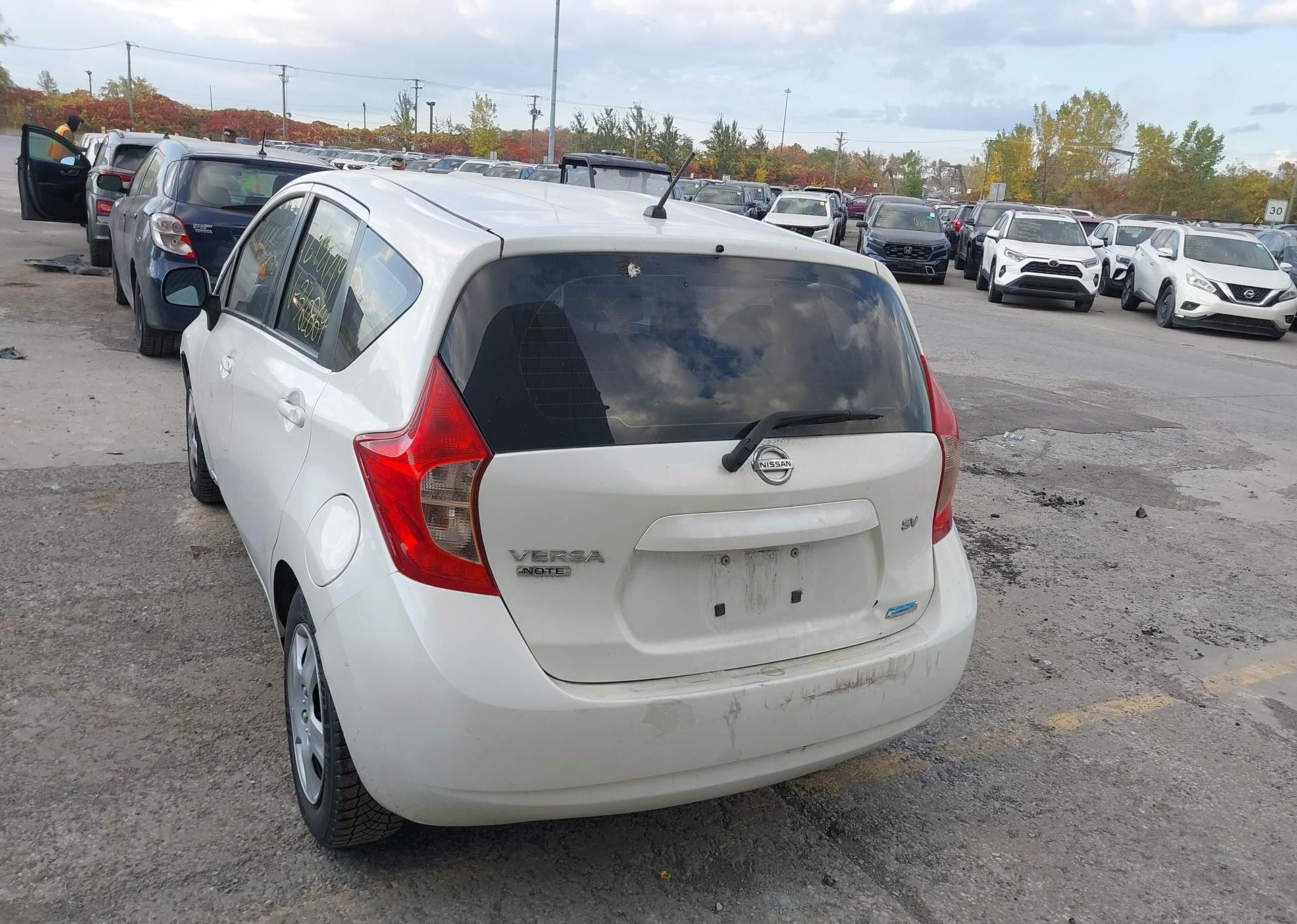 2014 NISSAN VERSA