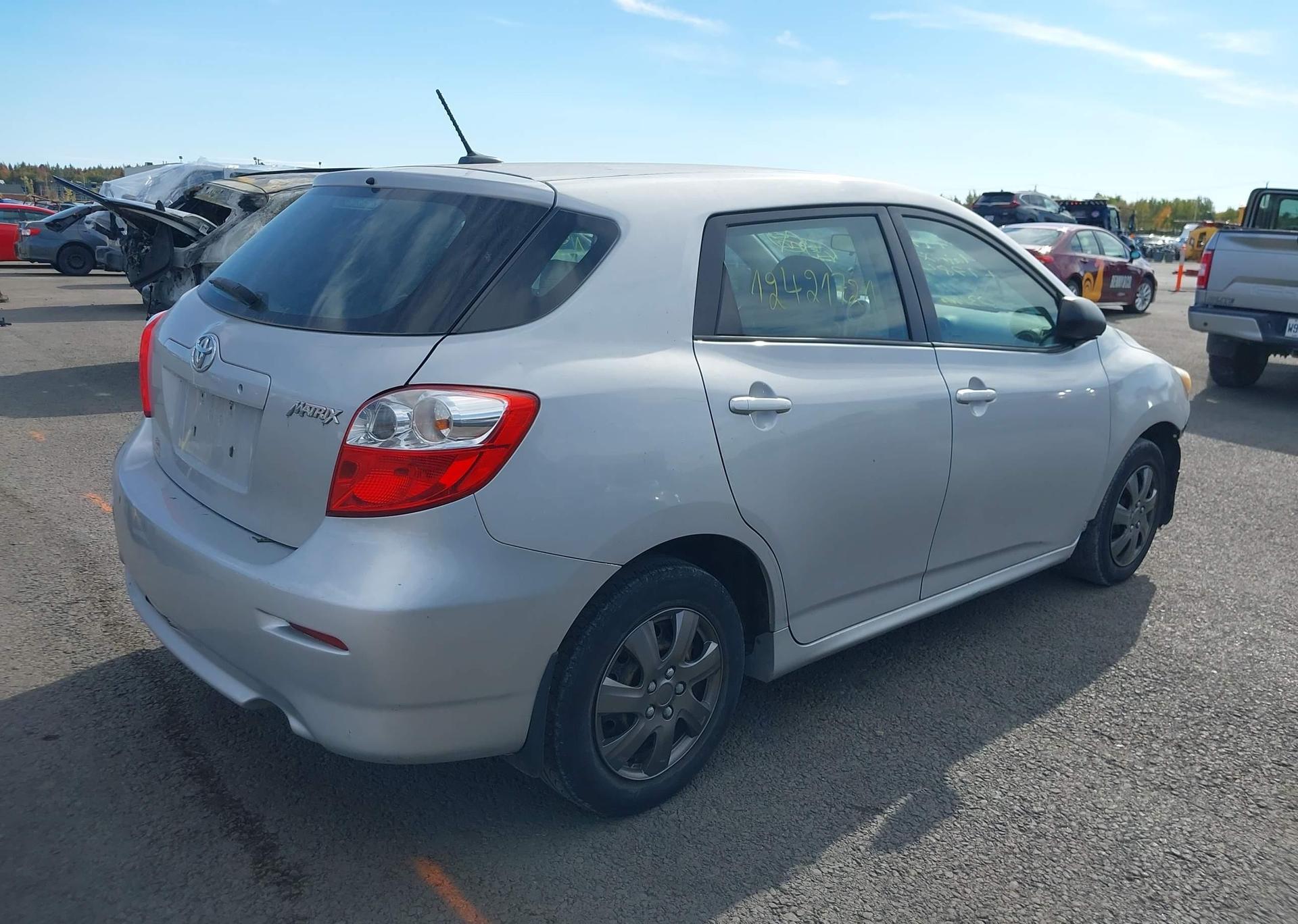 2011 TOYOTA MATRIX