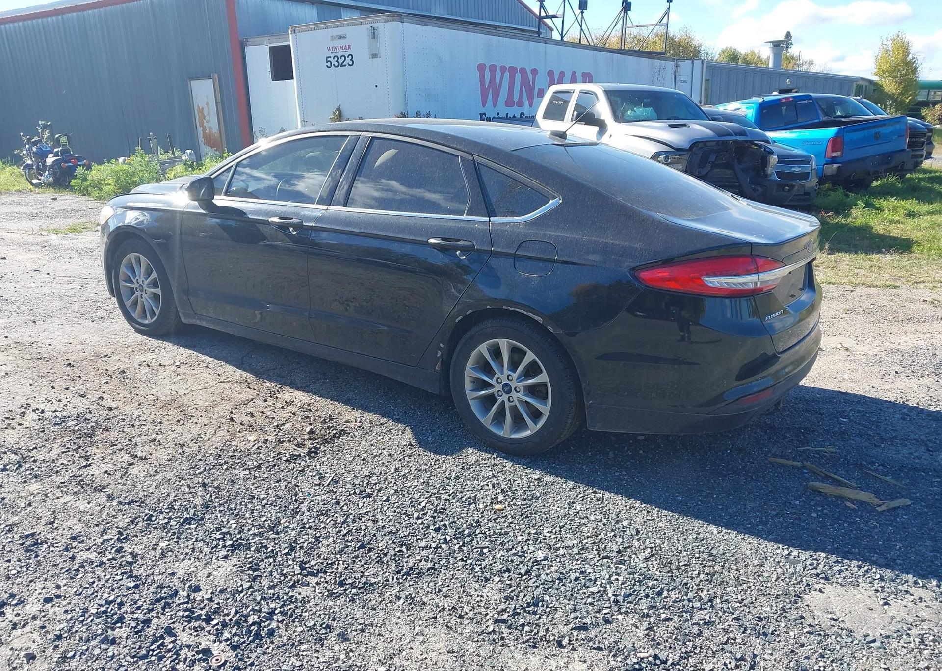 2017 FORD FUSION SE