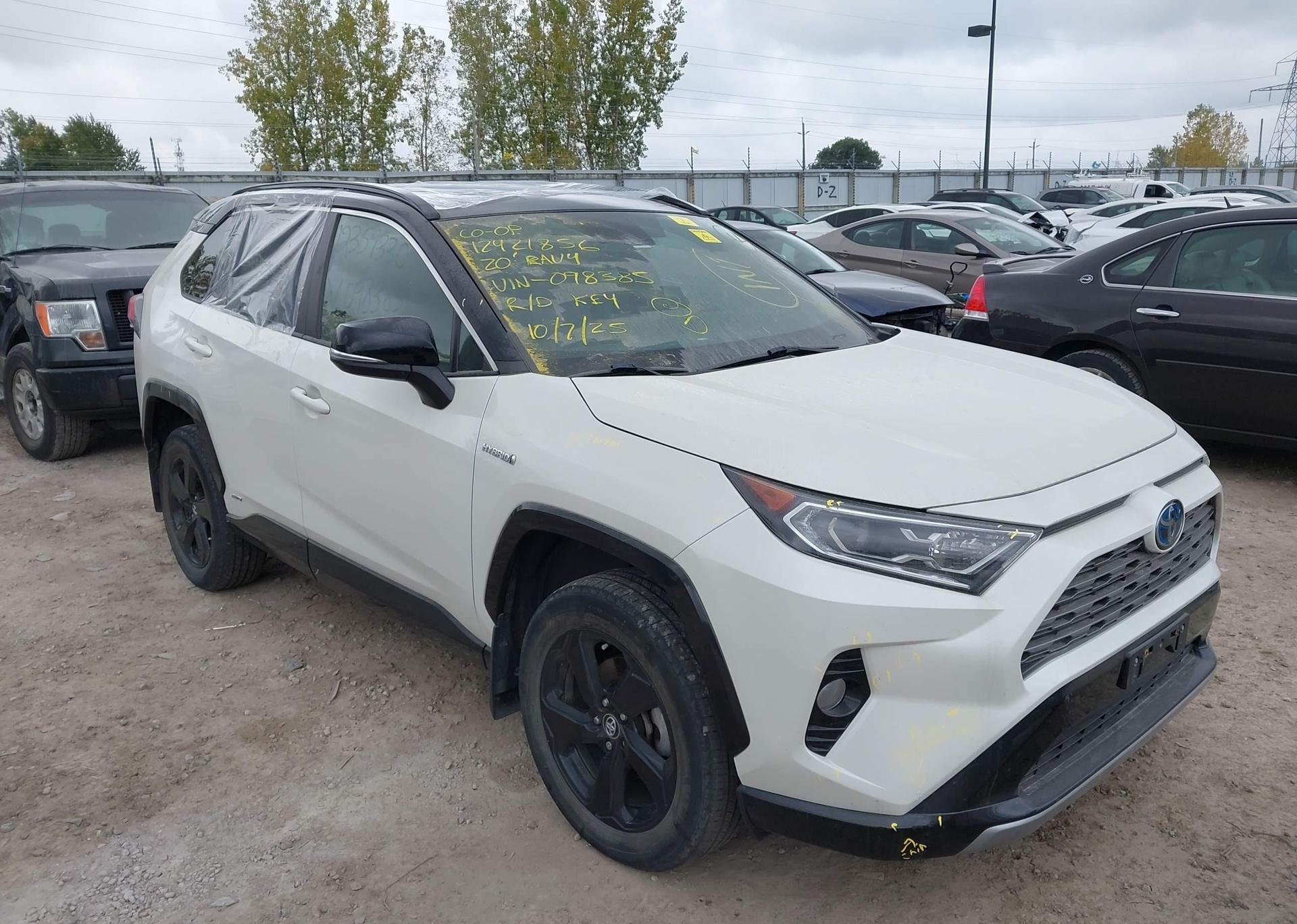 2020 TOYOTA RAV4 HYBRID XLE