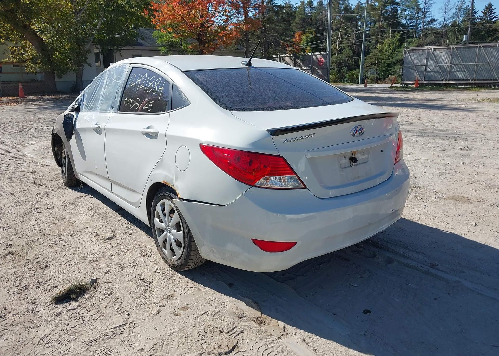 2012 HYUNDAI ACCENT
