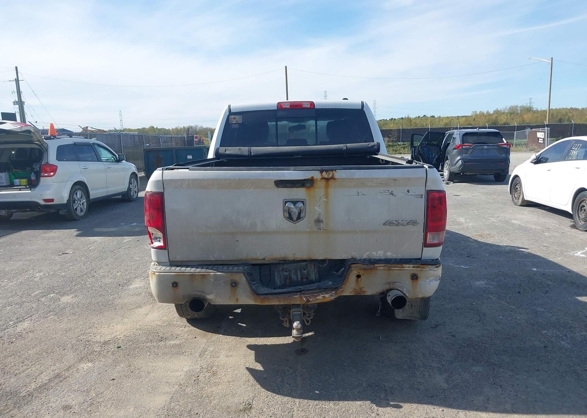 2011 DODGE RAM 1500