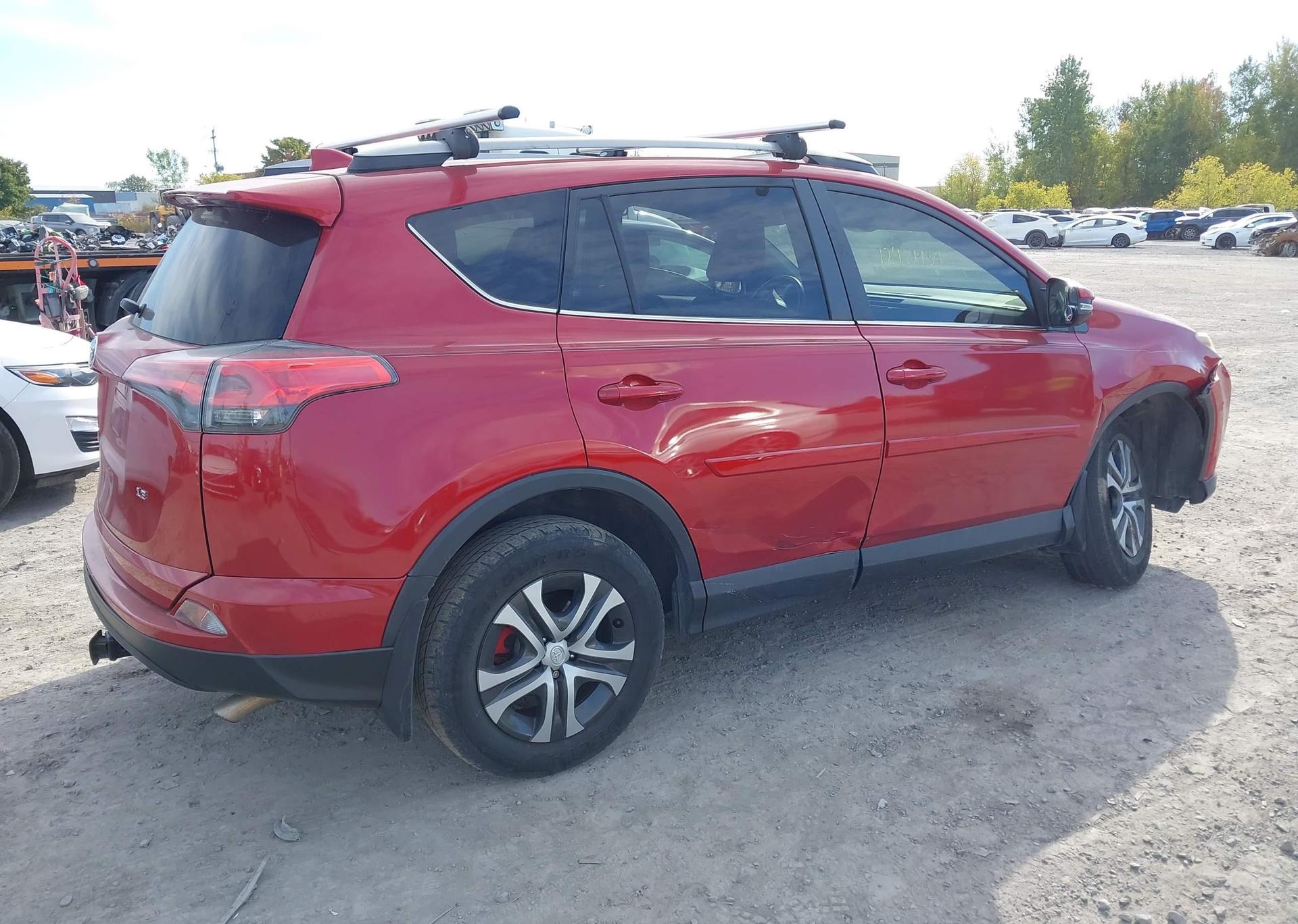 2017 TOYOTA RAV4 LE