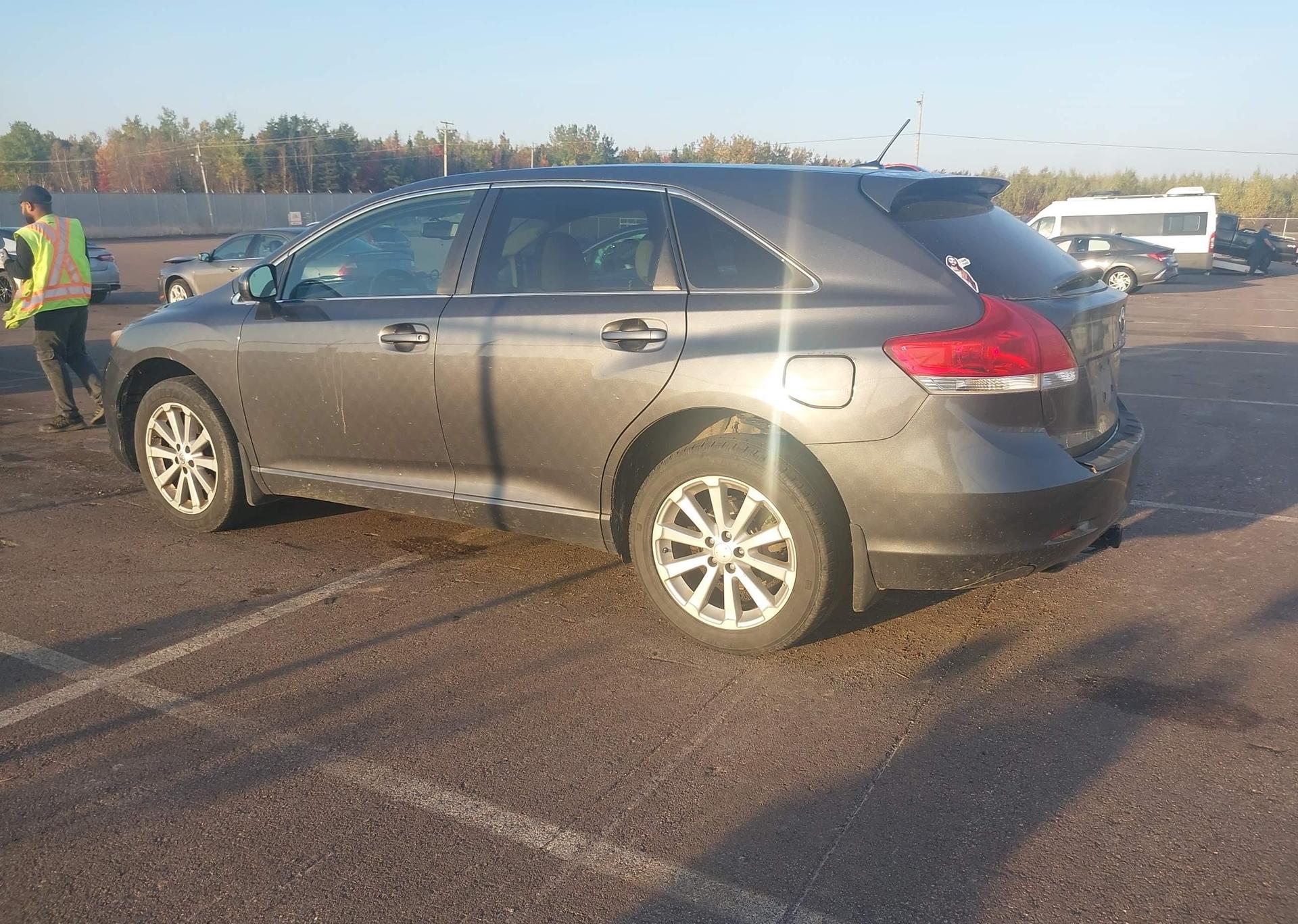 2011 TOYOTA VENZA