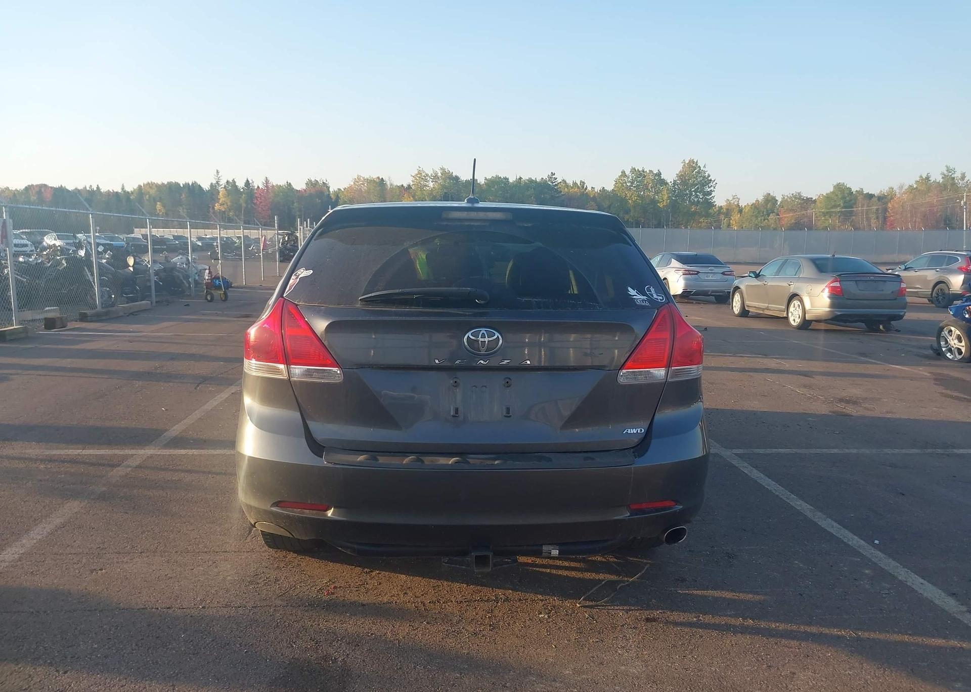 2011 TOYOTA VENZA