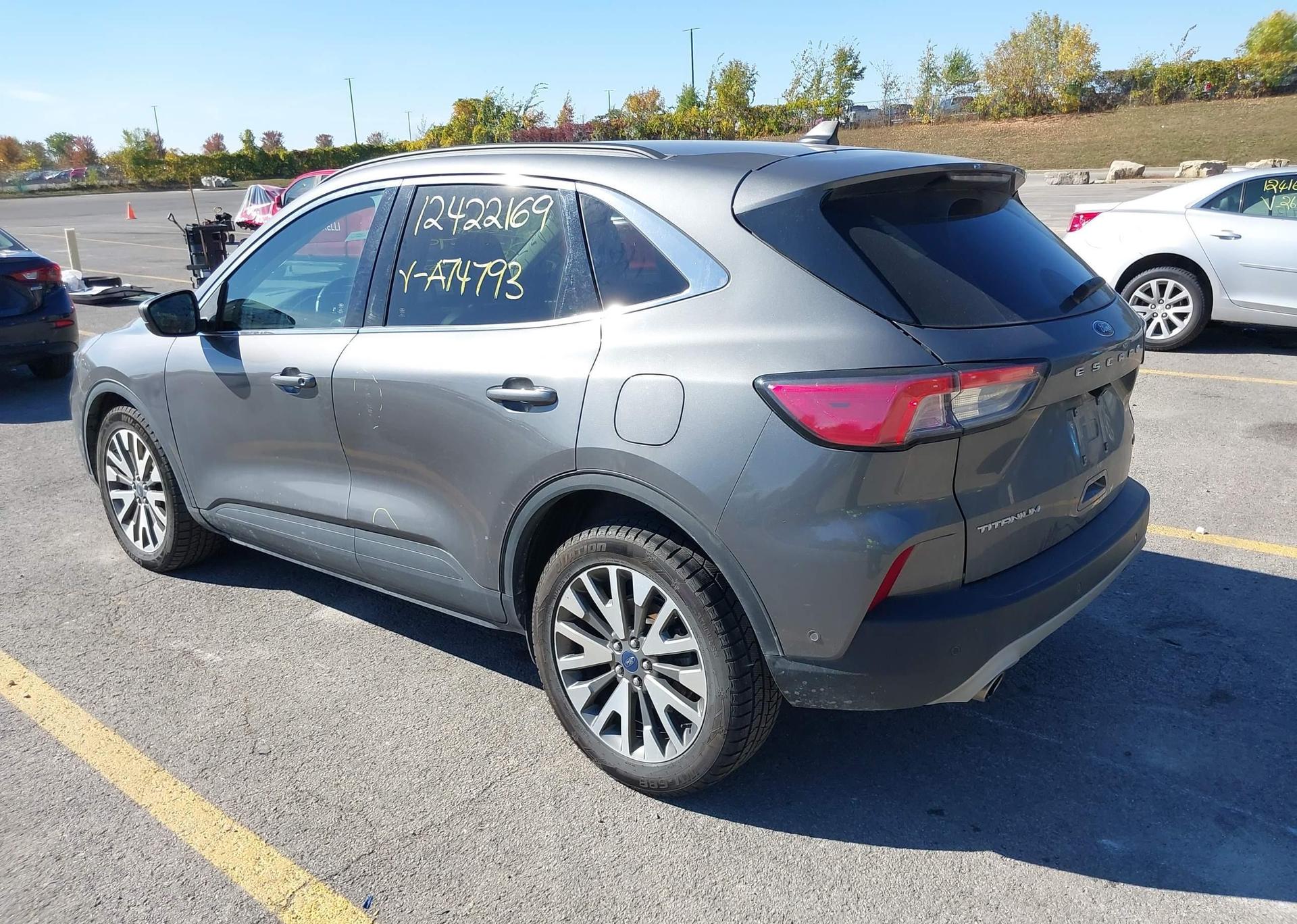 2021 FORD ESCAPE TITANIUM