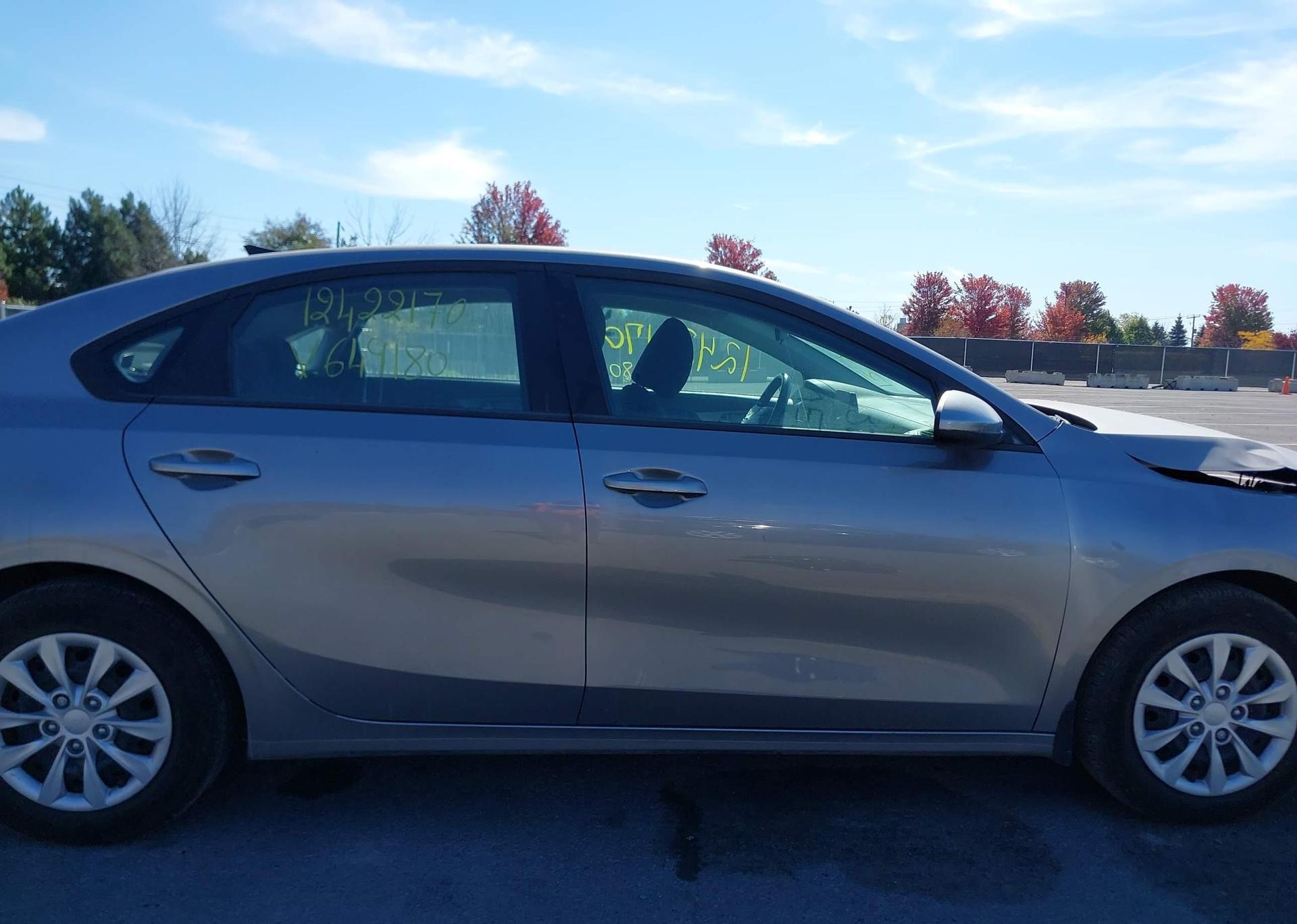 2023 KIA FORTE LX