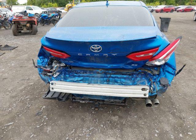 2018 TOYOTA CAMRY SE
